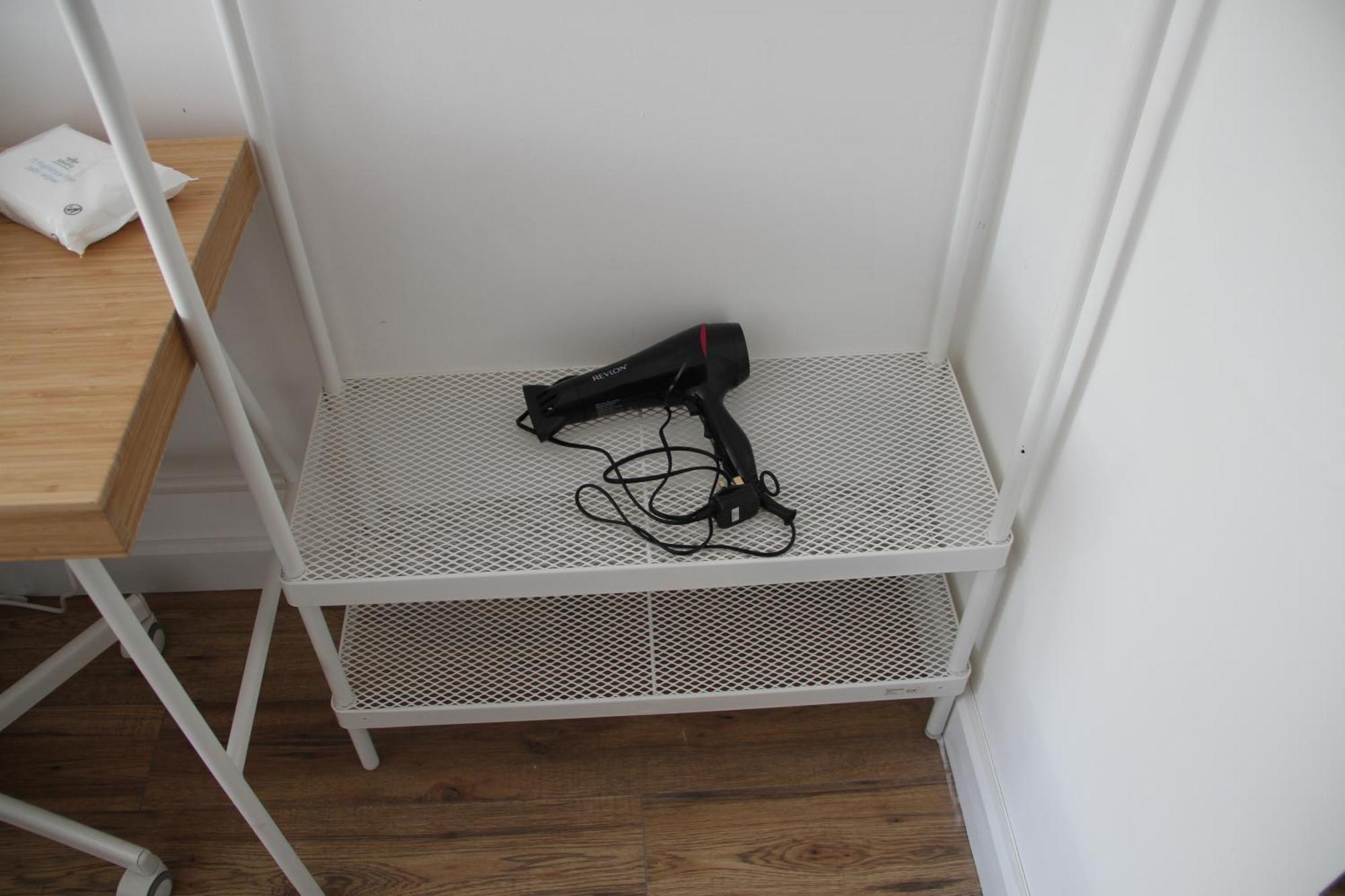Euston Private Bedrooms 119a 1-4 *