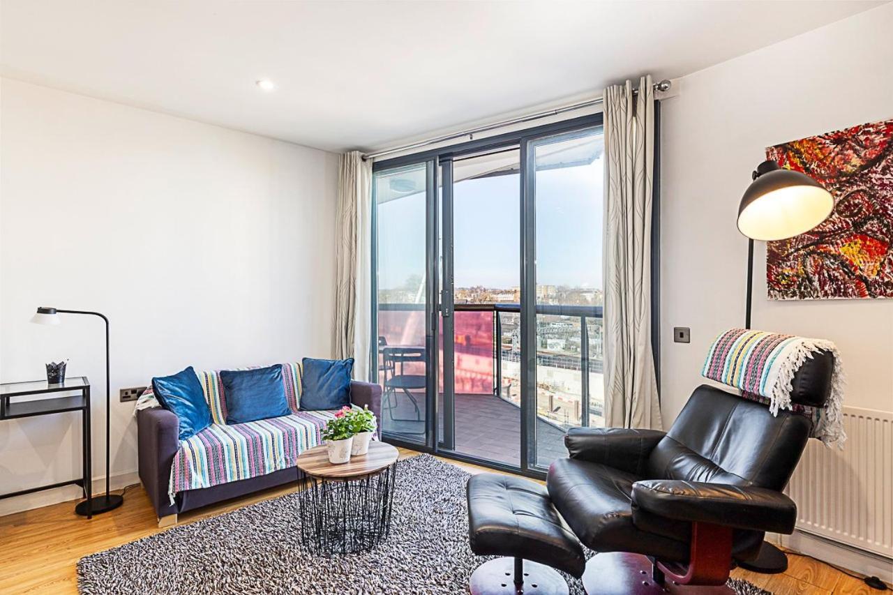 Bright Camden Retreat With Balcony * Londres