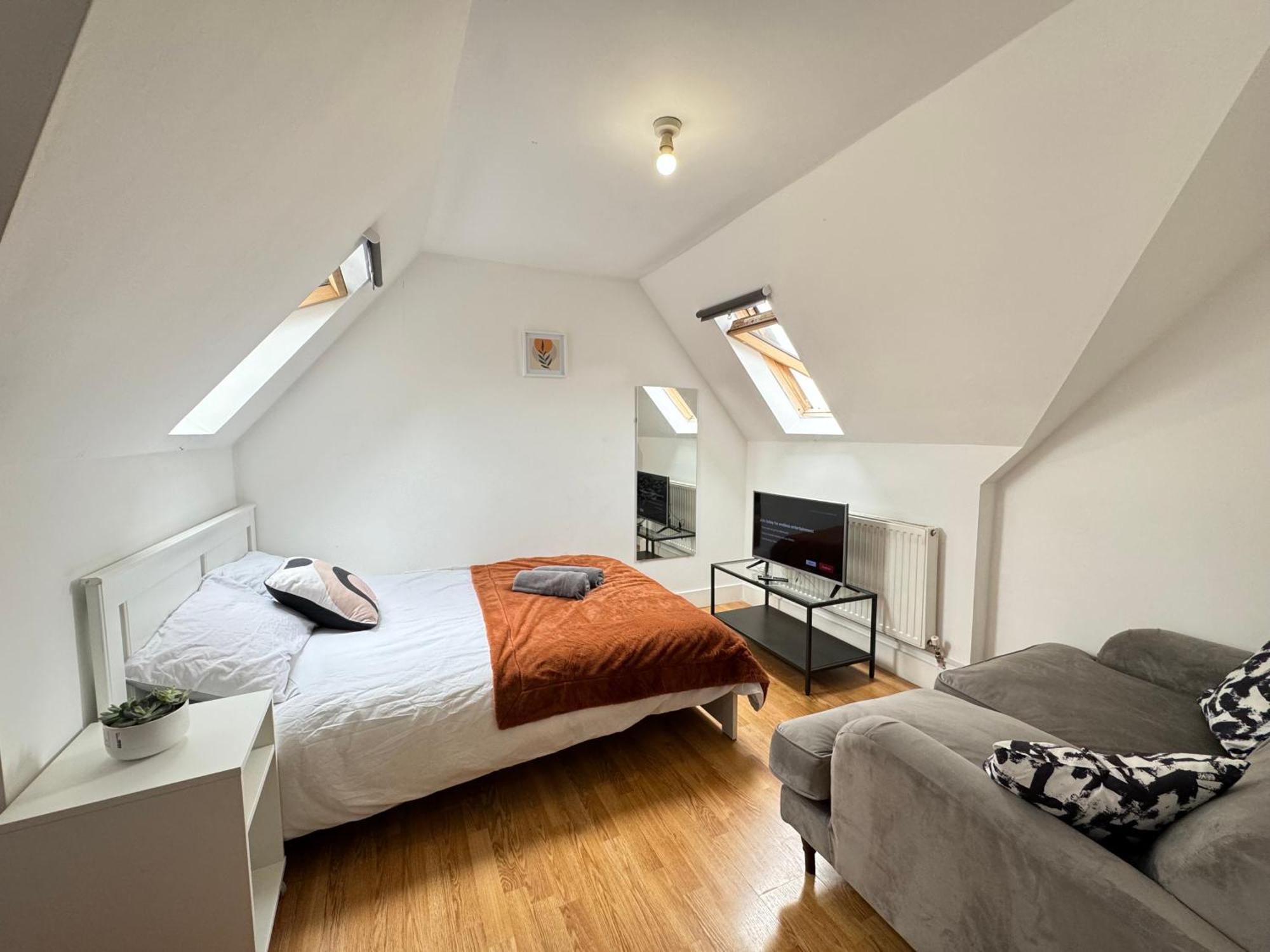 Hospedagem domiciliar Wembley Stadium Rooms, 12mins