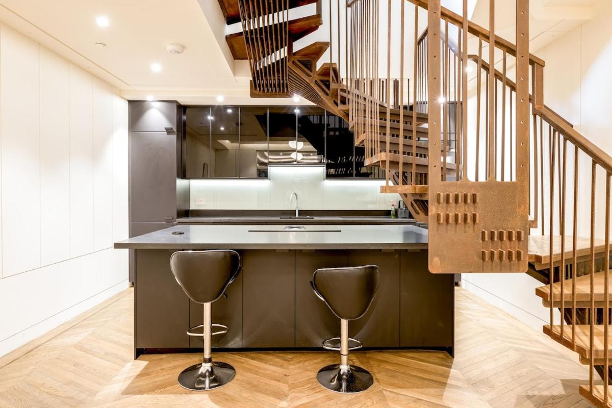 Hébergement de vacances Entire Primrose Hill Townhouse - Modern Oasis #1 Londres