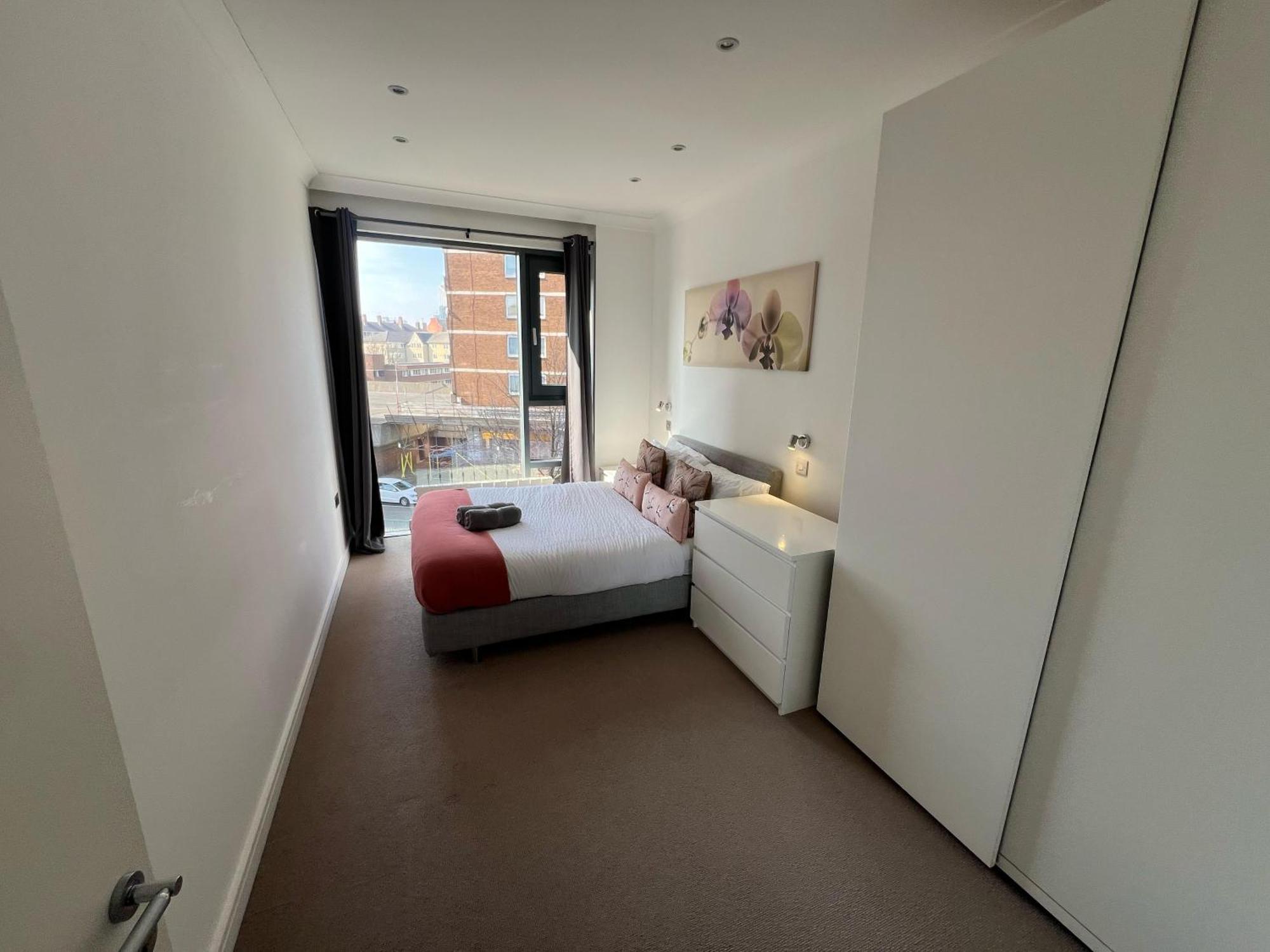 Appartement Sleek 3-bedroom Flat With Lift & Wi-fi In Southwark, Borough Near The Shard Londres