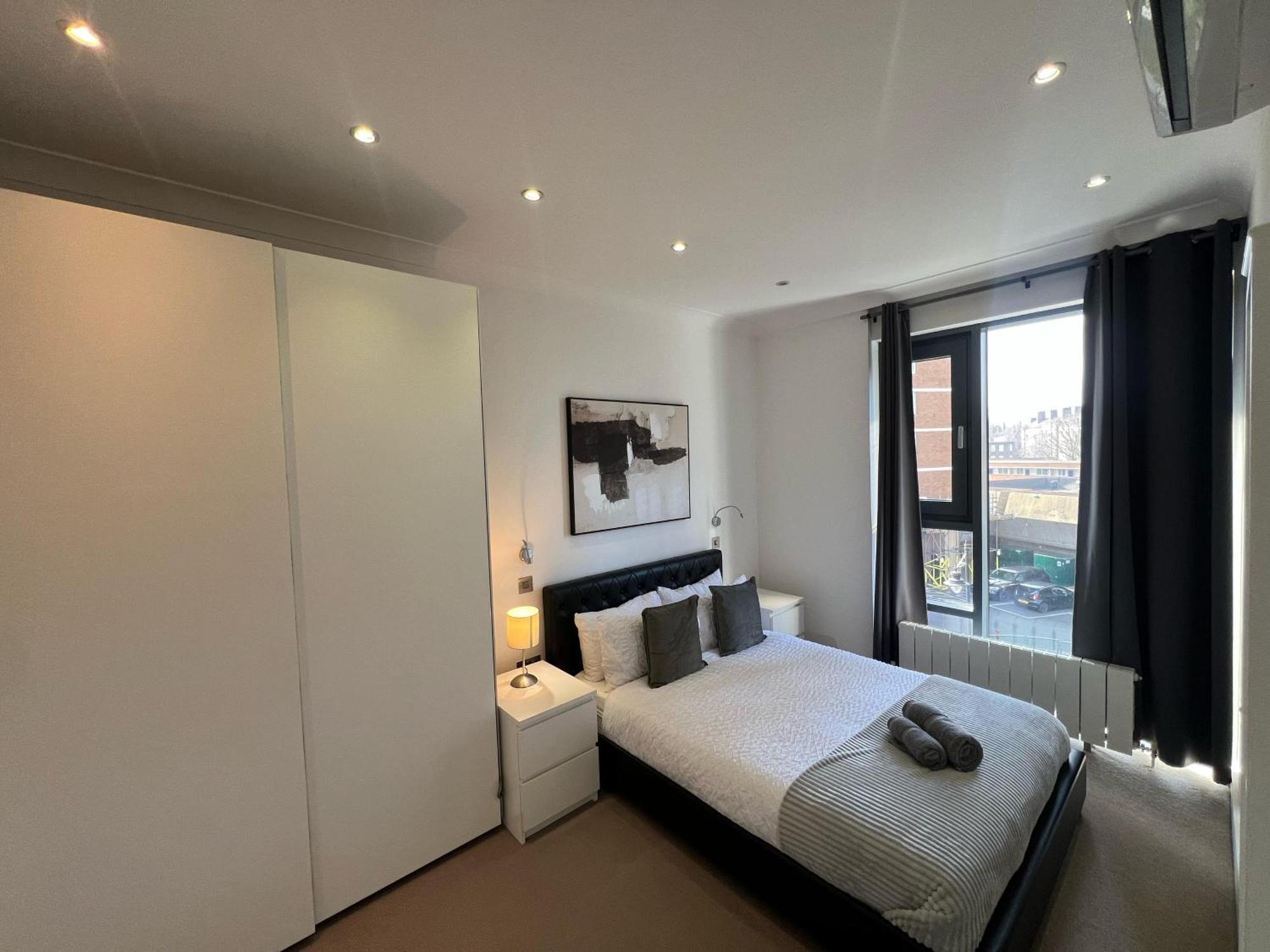 Sleek 3-bedroom Flat With Lift & Wi-fi In Southwark, Borough Near The Shard Appartement