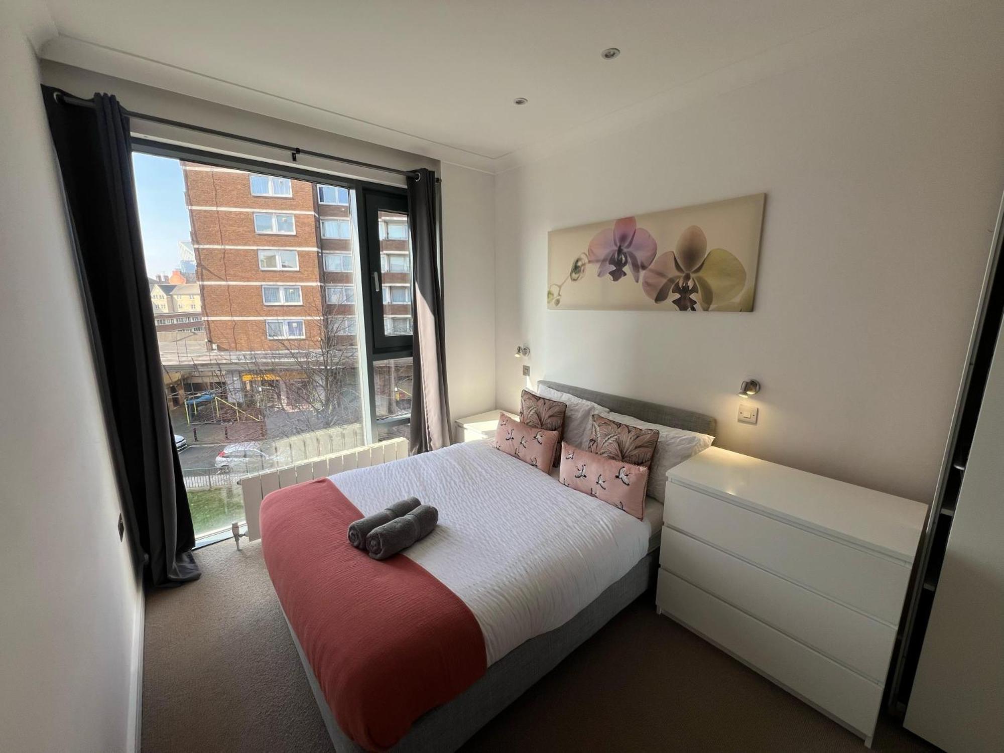Appartement Sleek 3-bedroom Flat With Lift & Wi-fi In Southwark, Borough Near The Shard