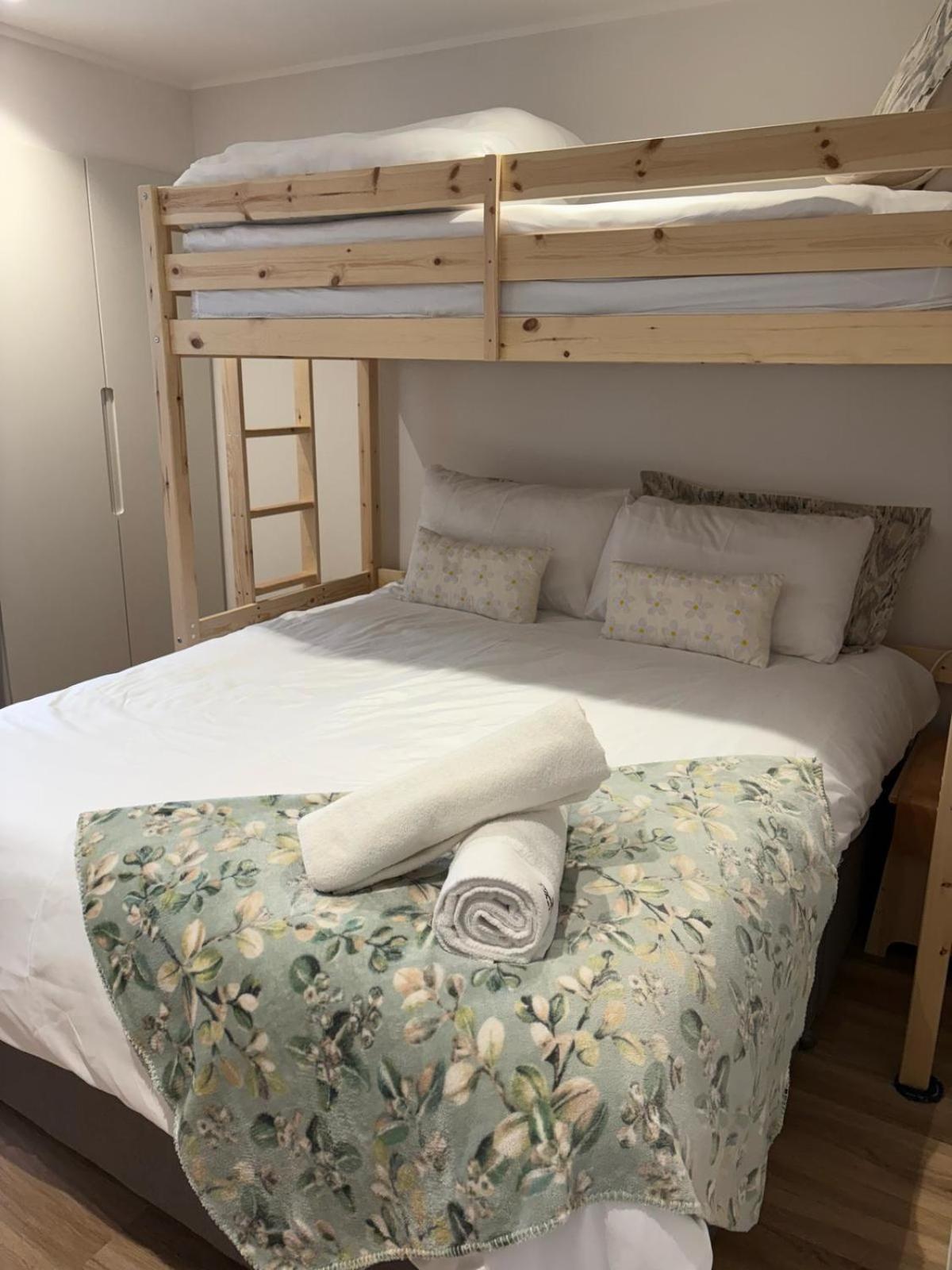 Stylish 2 Bedroom In North Finchley Appartement