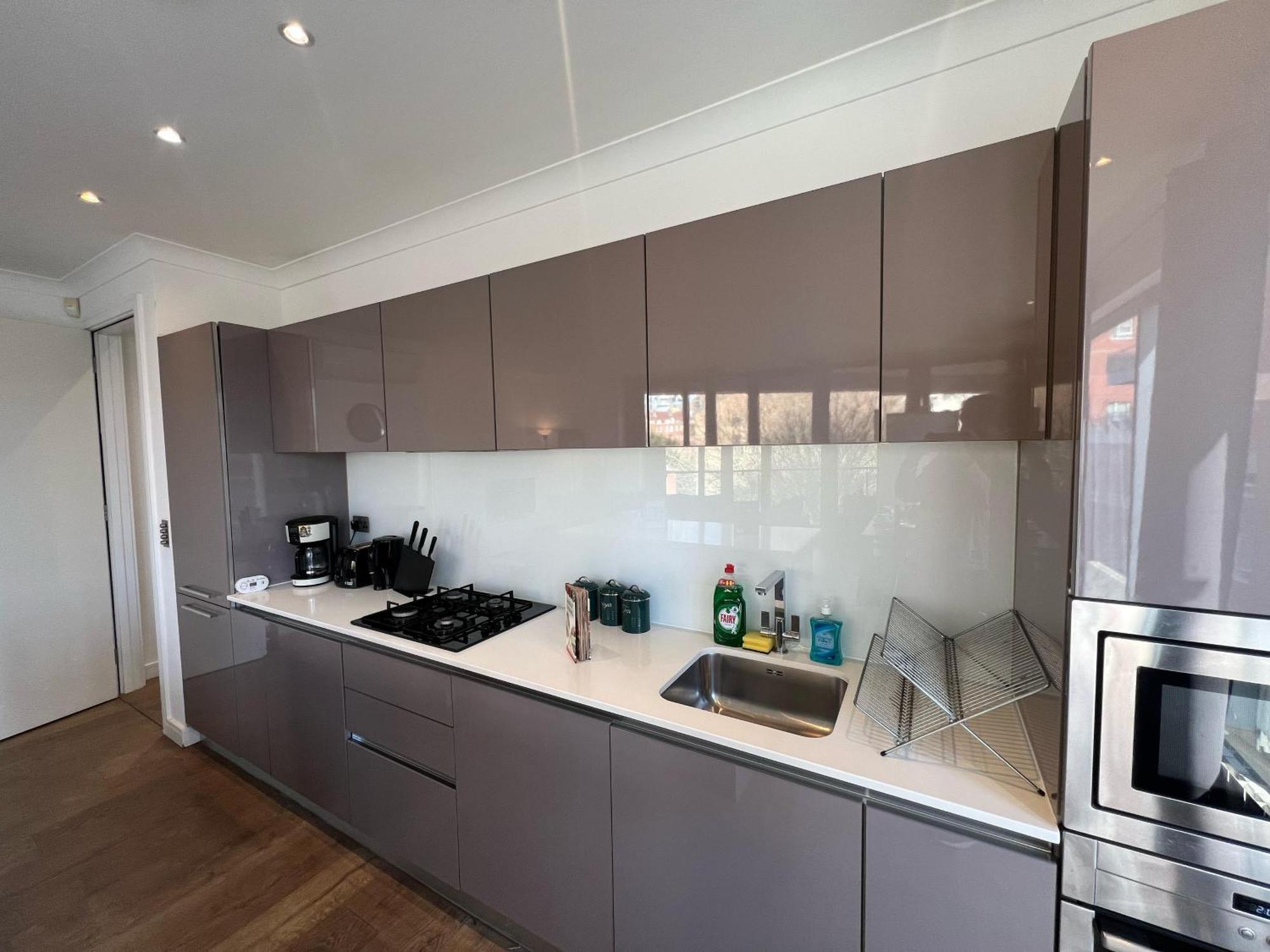 Sleek 3-bedroom Flat With Lift & Wi-fi In Southwark, Borough Near The Shard Appartement *
