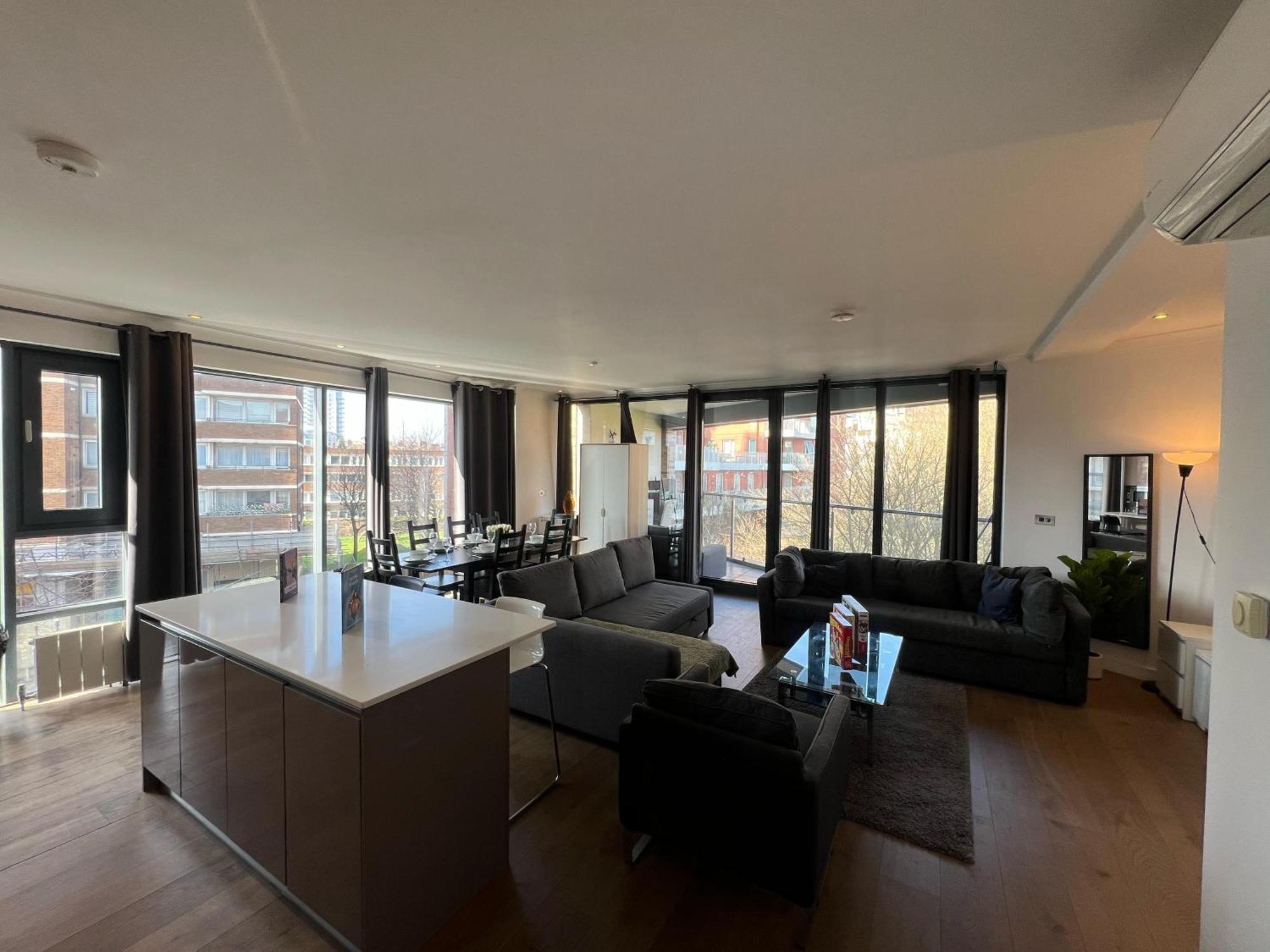 Appartement Sleek 3-bedroom Flat With Lift & Wi-fi In Southwark, Borough Near The Shard Londres