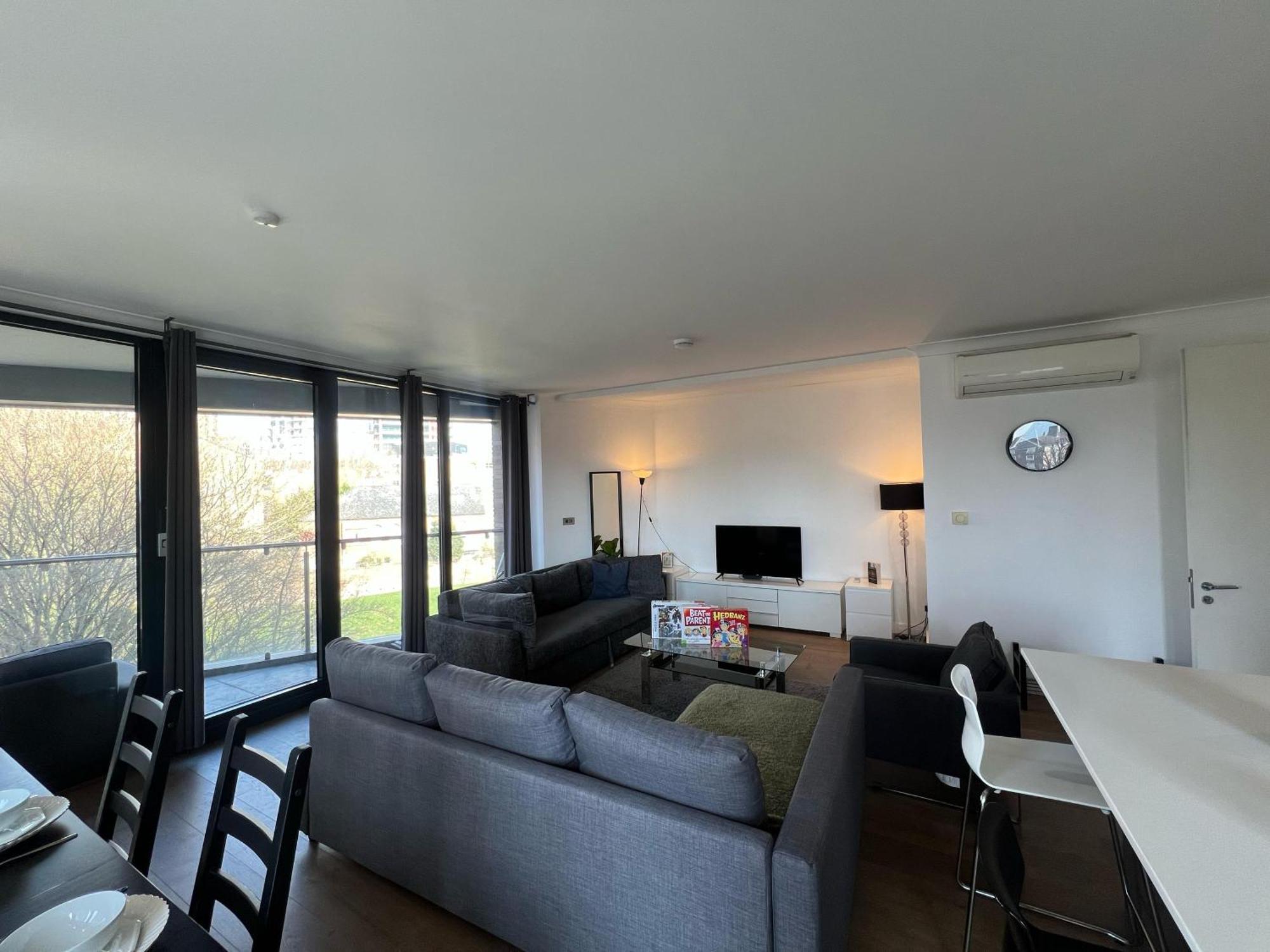 Appartement Sleek 3-bedroom Flat With Lift & Wi-fi In Southwark, Borough Near The Shard Londres