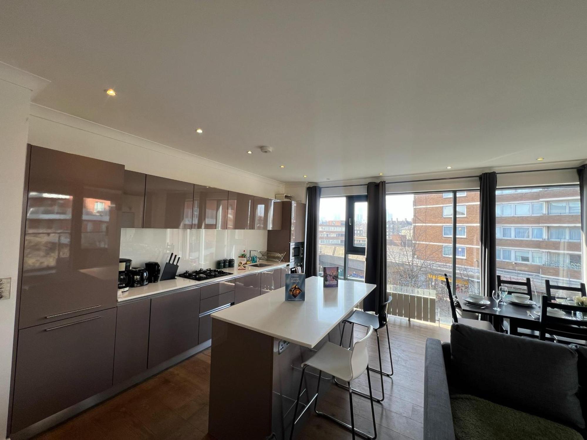Appartement Sleek 3-bedroom Flat With Lift & Wi-fi In Southwark, Borough Near The Shard *