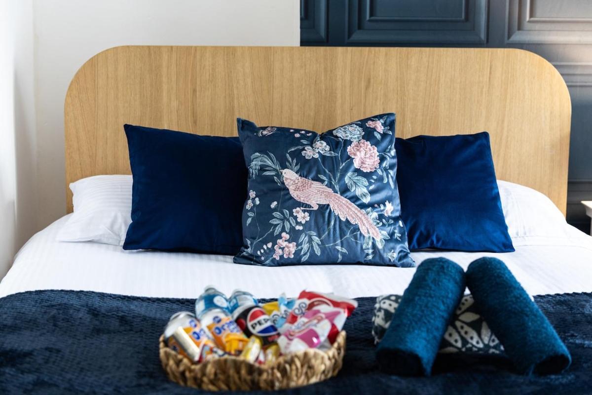 Appartement Luxury 4beds West London-mobilerateoffers-zone1-family-tourist-weekly-wifi-sleeps7-netflix! Londres