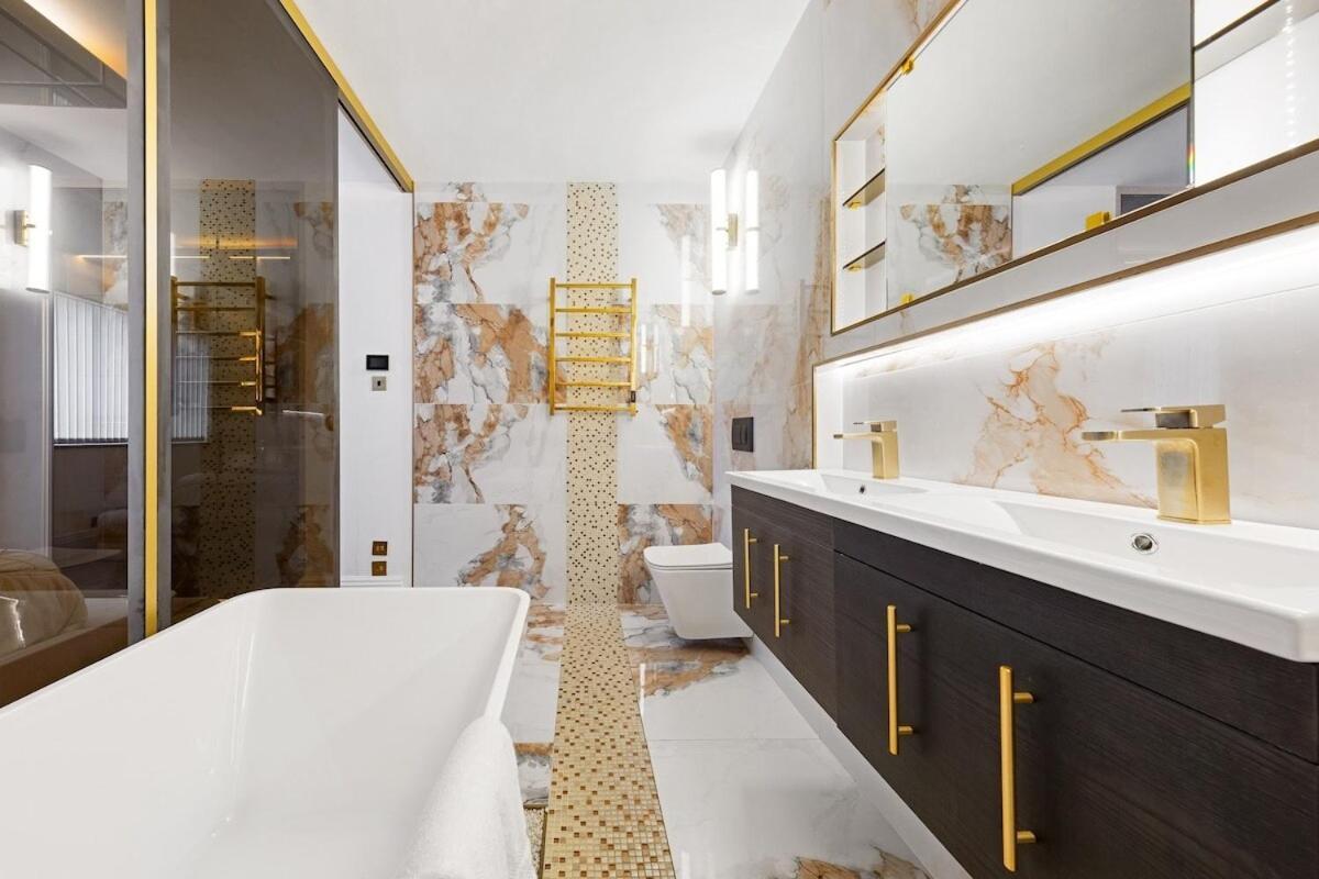 Billionaires 3 Bedroom Ultra Luxury Knightsbridge Hideaway By Harrods Appartement *