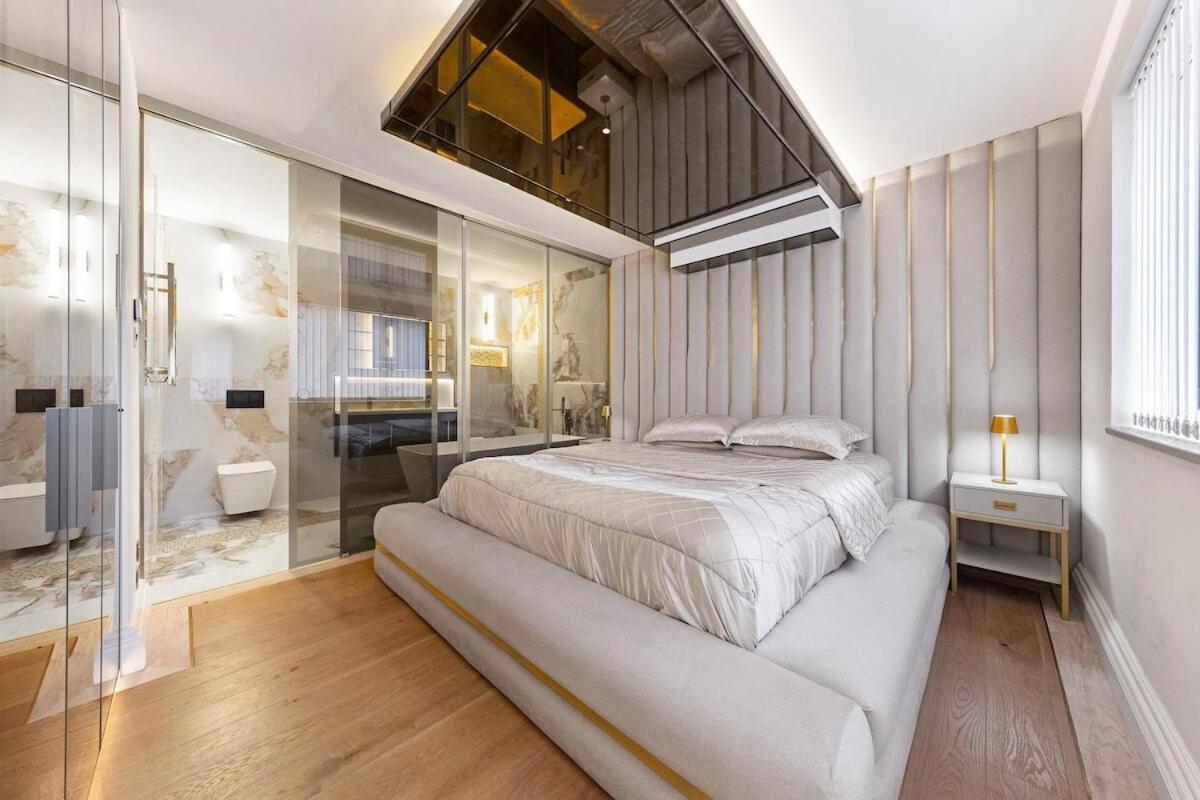 Billionaires 3 Bedroom Ultra Luxury Knightsbridge Hideaway By Harrods Londres