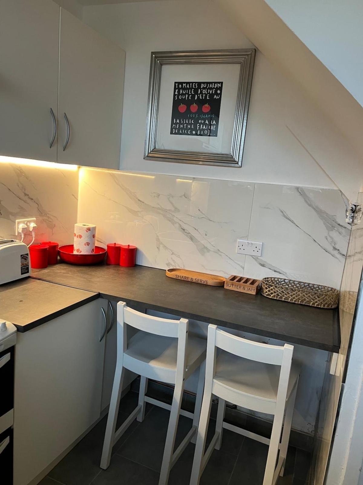 Amazing Location 2 Bed Swiss * Londres