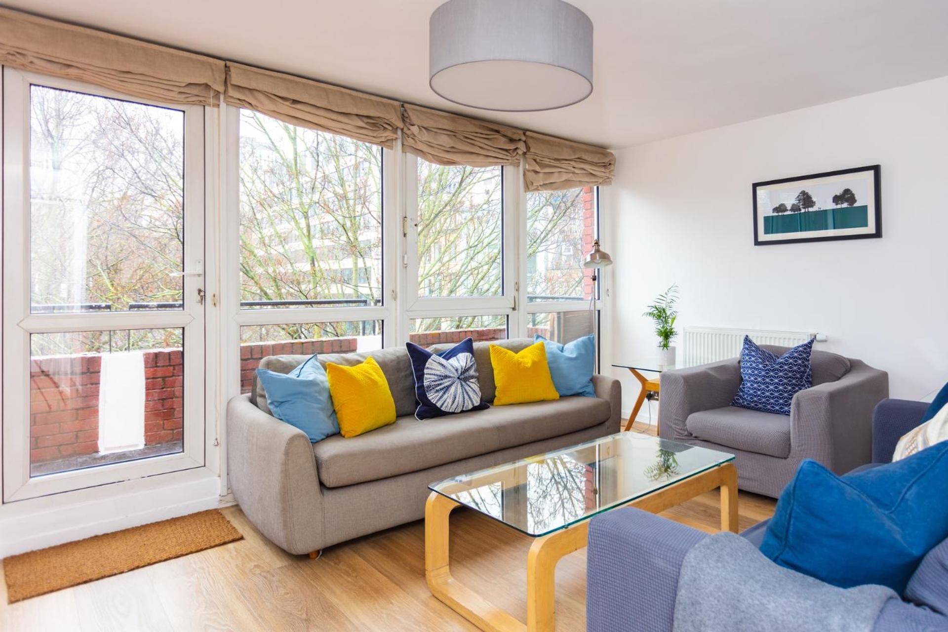 Spacious 3 Bedroom In Old Street Londres