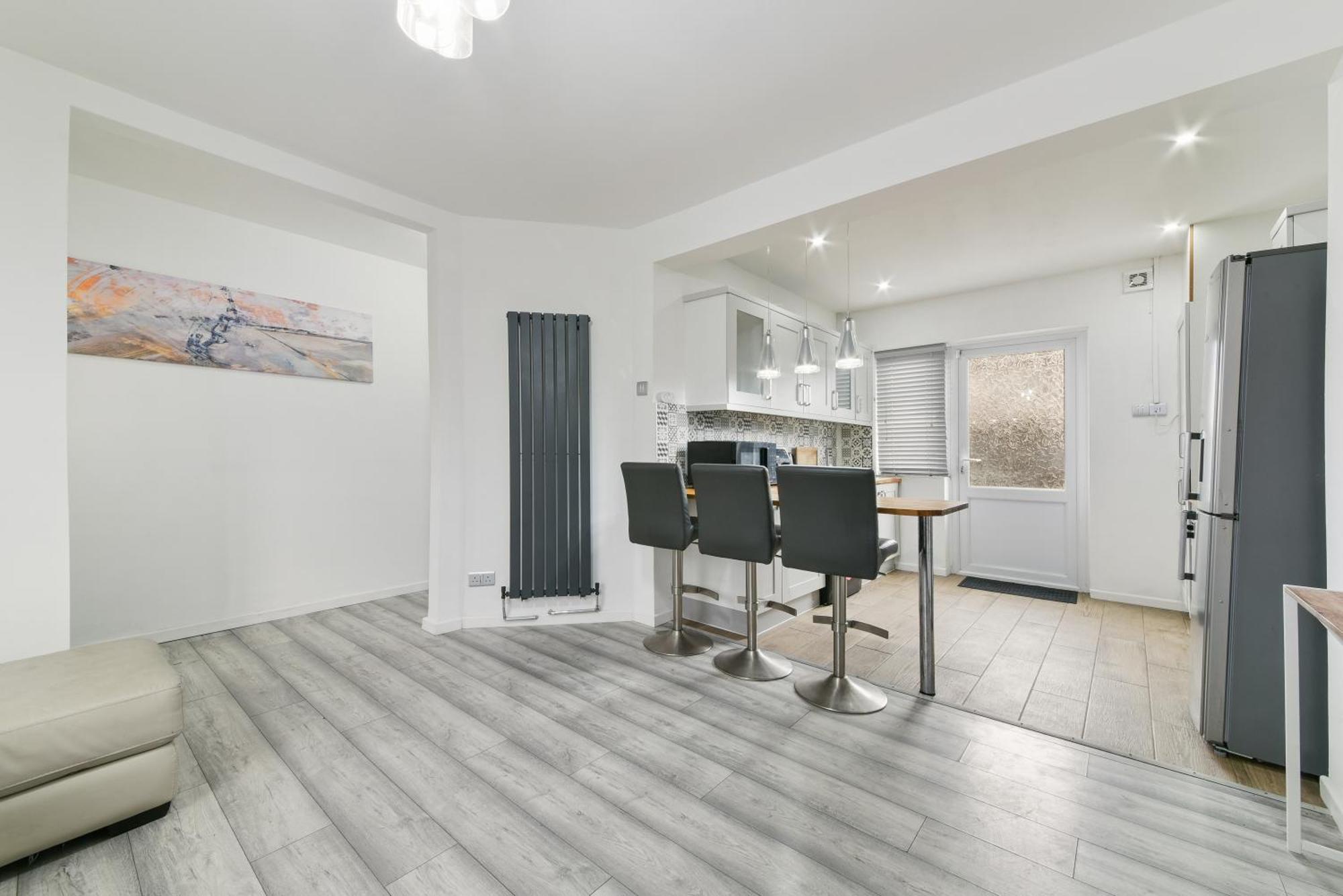Bromley Serviced - Beckenham Place Park - - 2 Bed House - Free Parking - 2 Beds 1 Sofabed Apartamento Londres