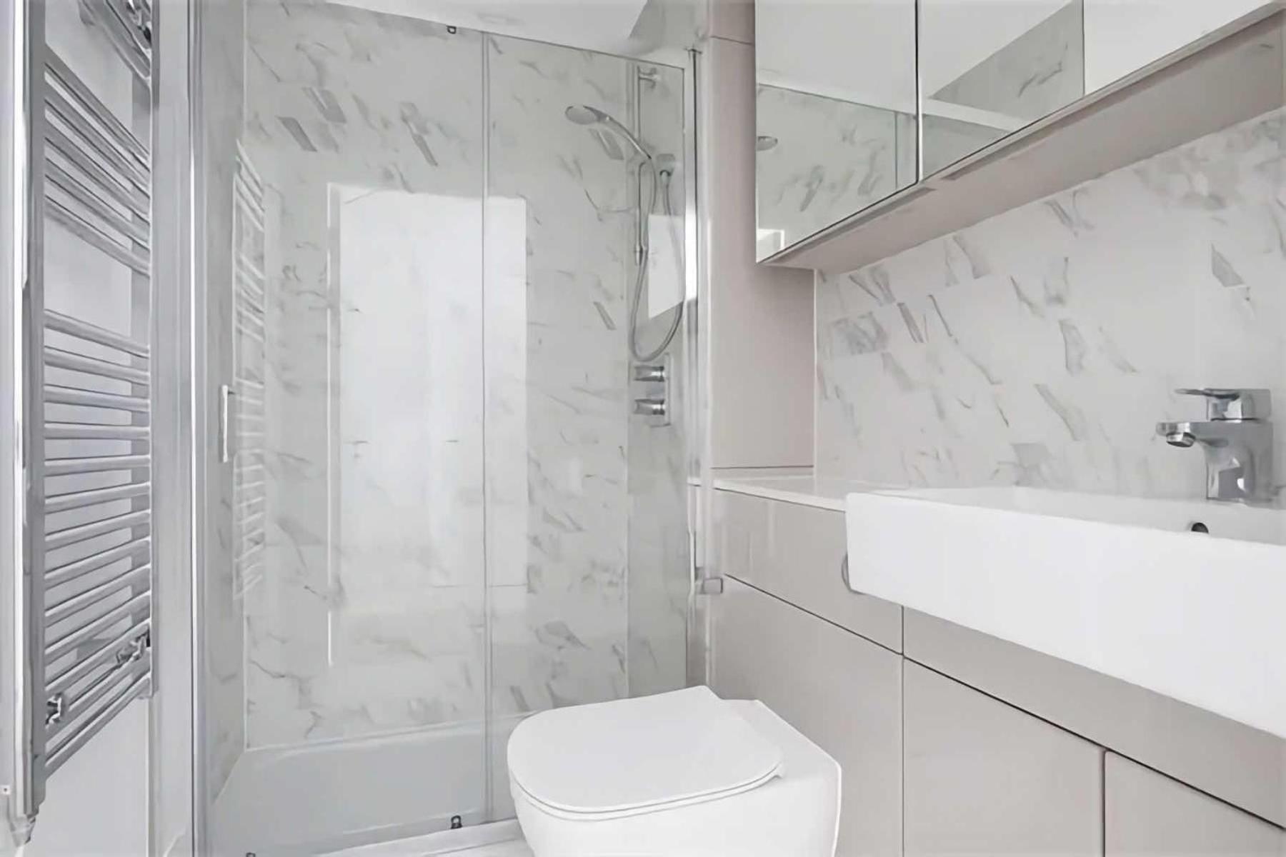 Luxury Flat In Apartment