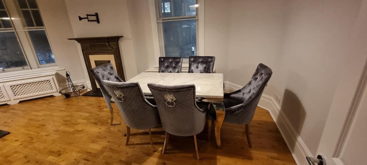 Star Warwick Mansions 3-bed Oasis Appartement