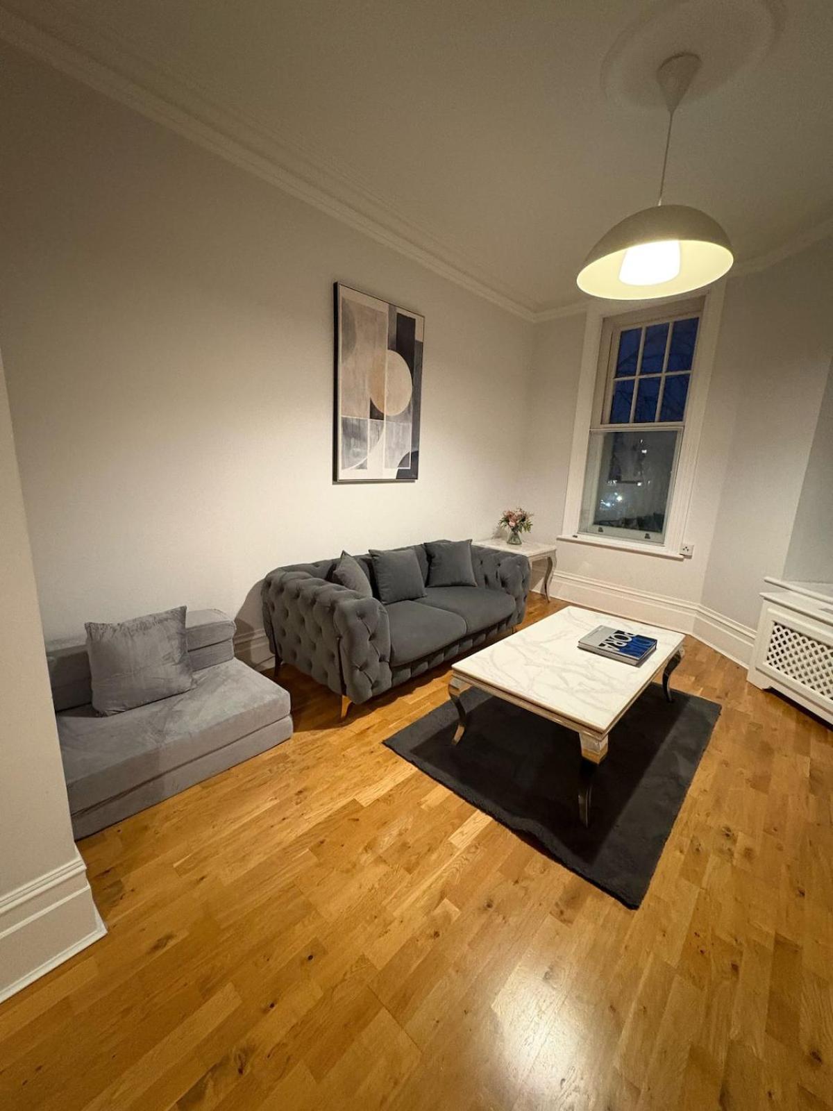 Star Warwick Mansions 3-bed Oasis Appartement *