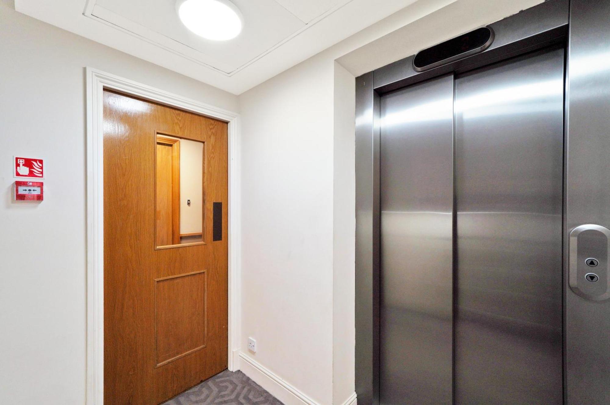 Appartement Luxury 3-bed With Private Garden En-suites & Underground Parking Prime Nw6 Location Londres