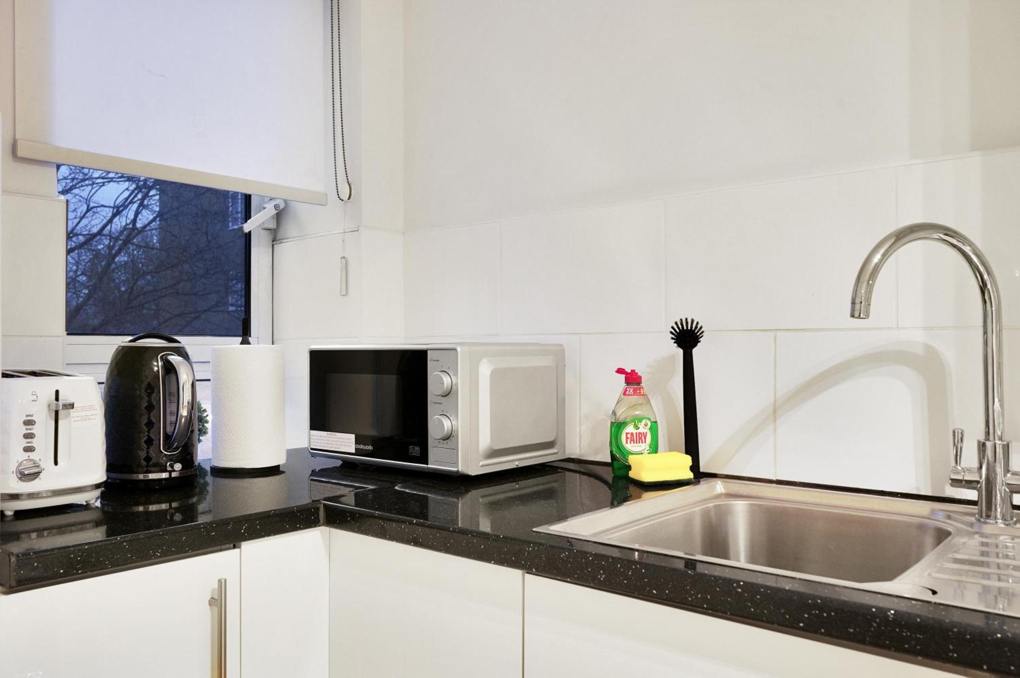 Luxury 3-bed With Private Garden En-suites & Underground Parking Prime Nw6 Location Appartement *