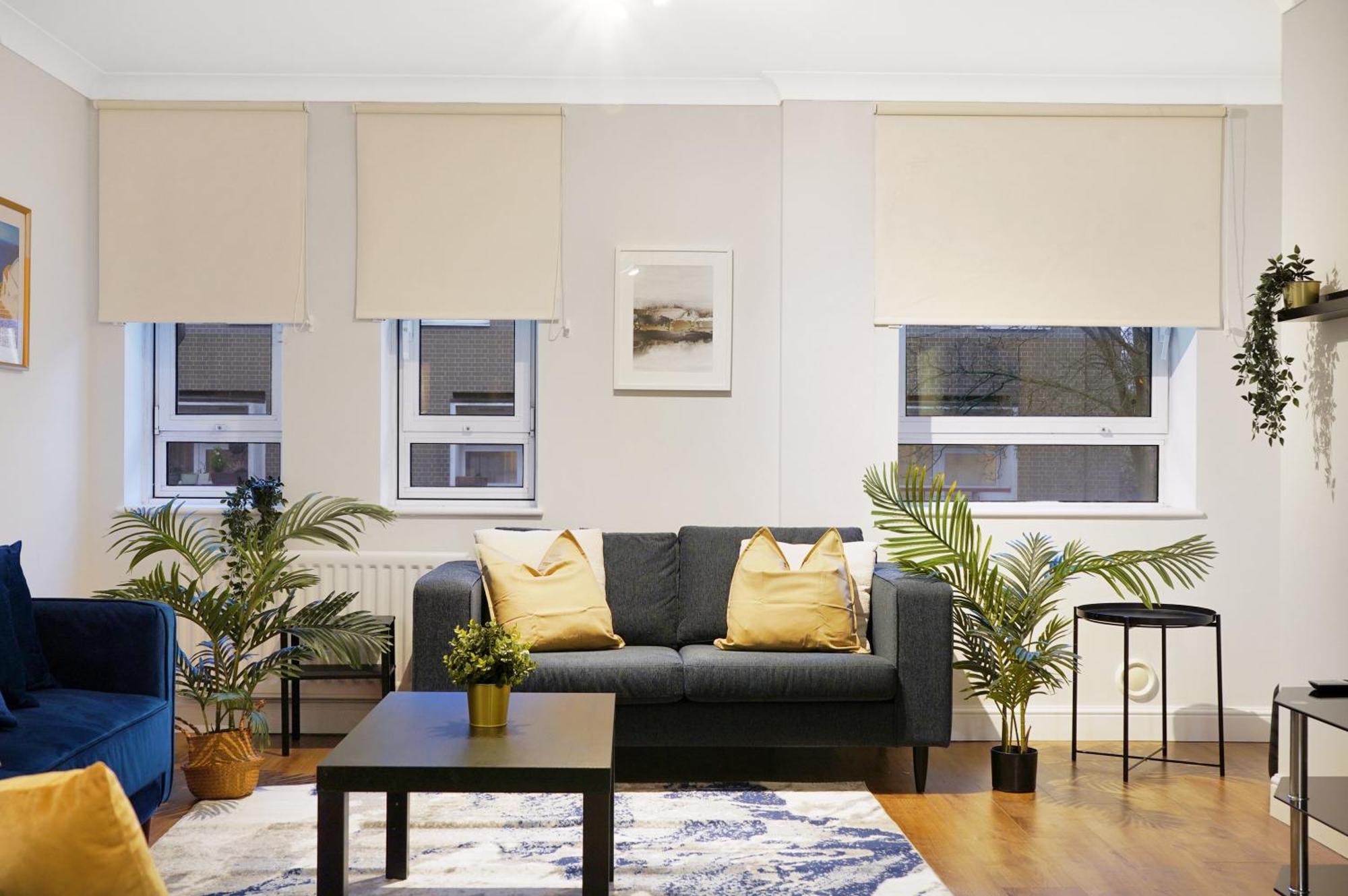 Luxury 3-bed With Private Garden En-suites & Underground Parking Prime Nw6 Location Appartement