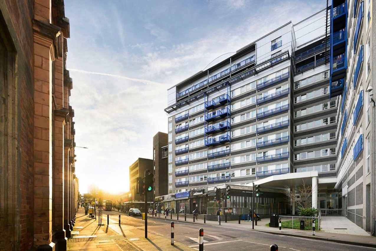 Appartement Stylish & Cozy 2-bedroom Flat With Parking *