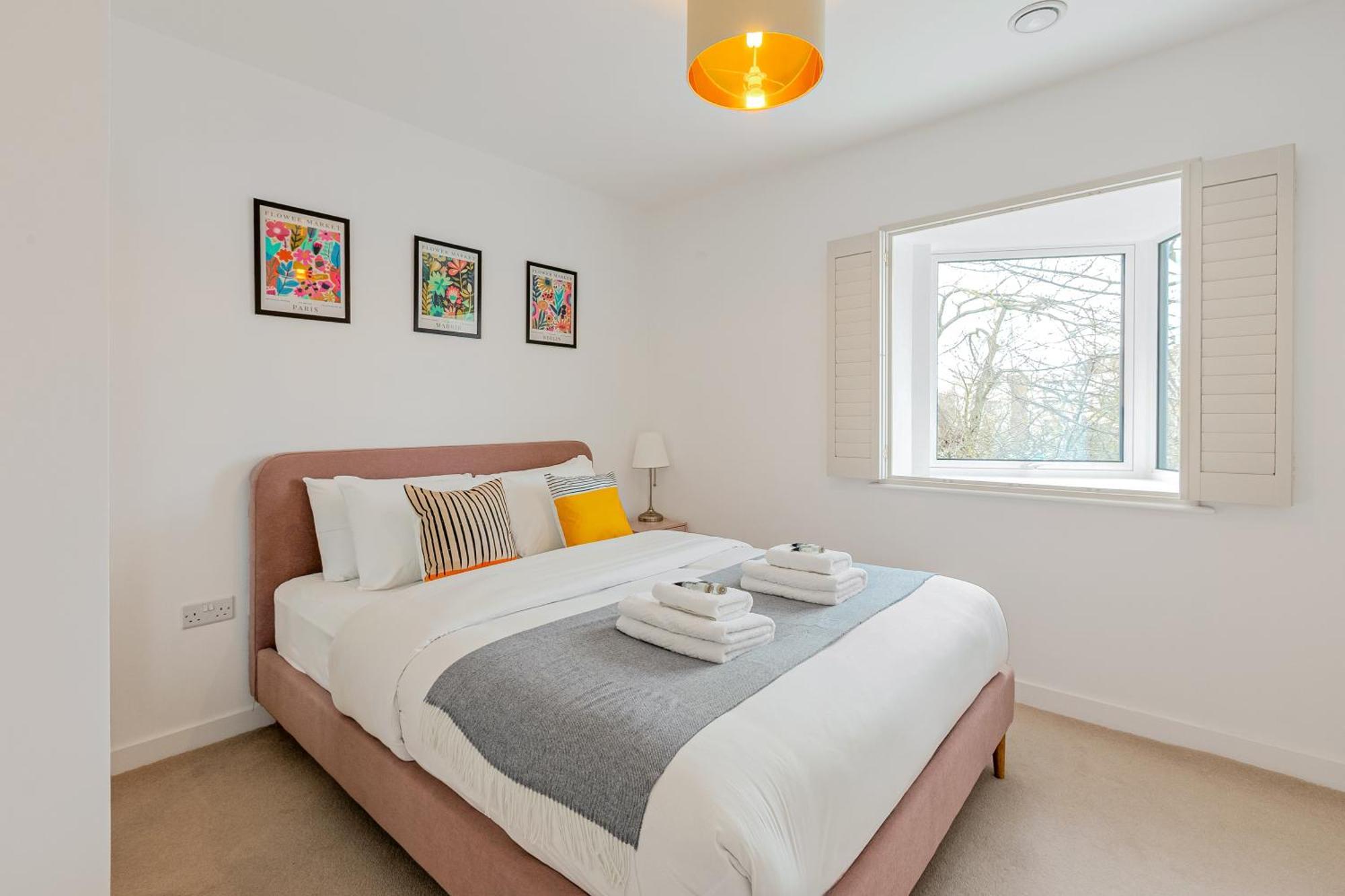 Spacious 2br With Balcony In Camberwell Appartement *