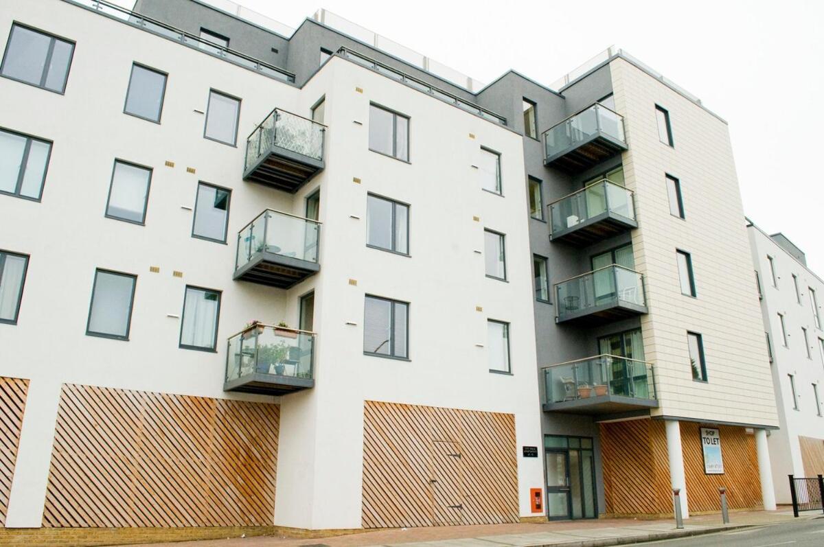 Great Location, Direct Links To Bridge! * Londres