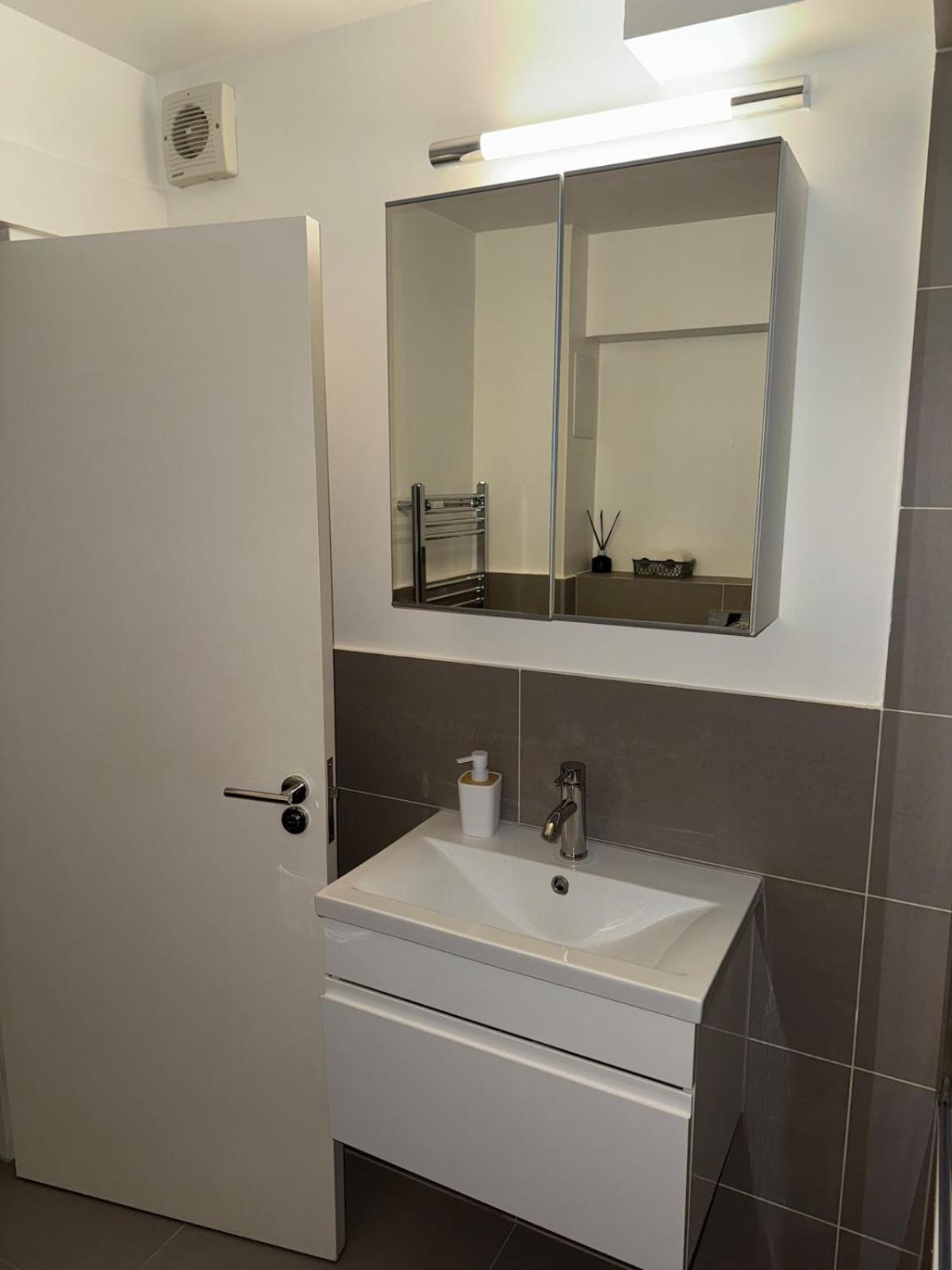 Stylish 1 Bed Flat In Dalston Junction Londres