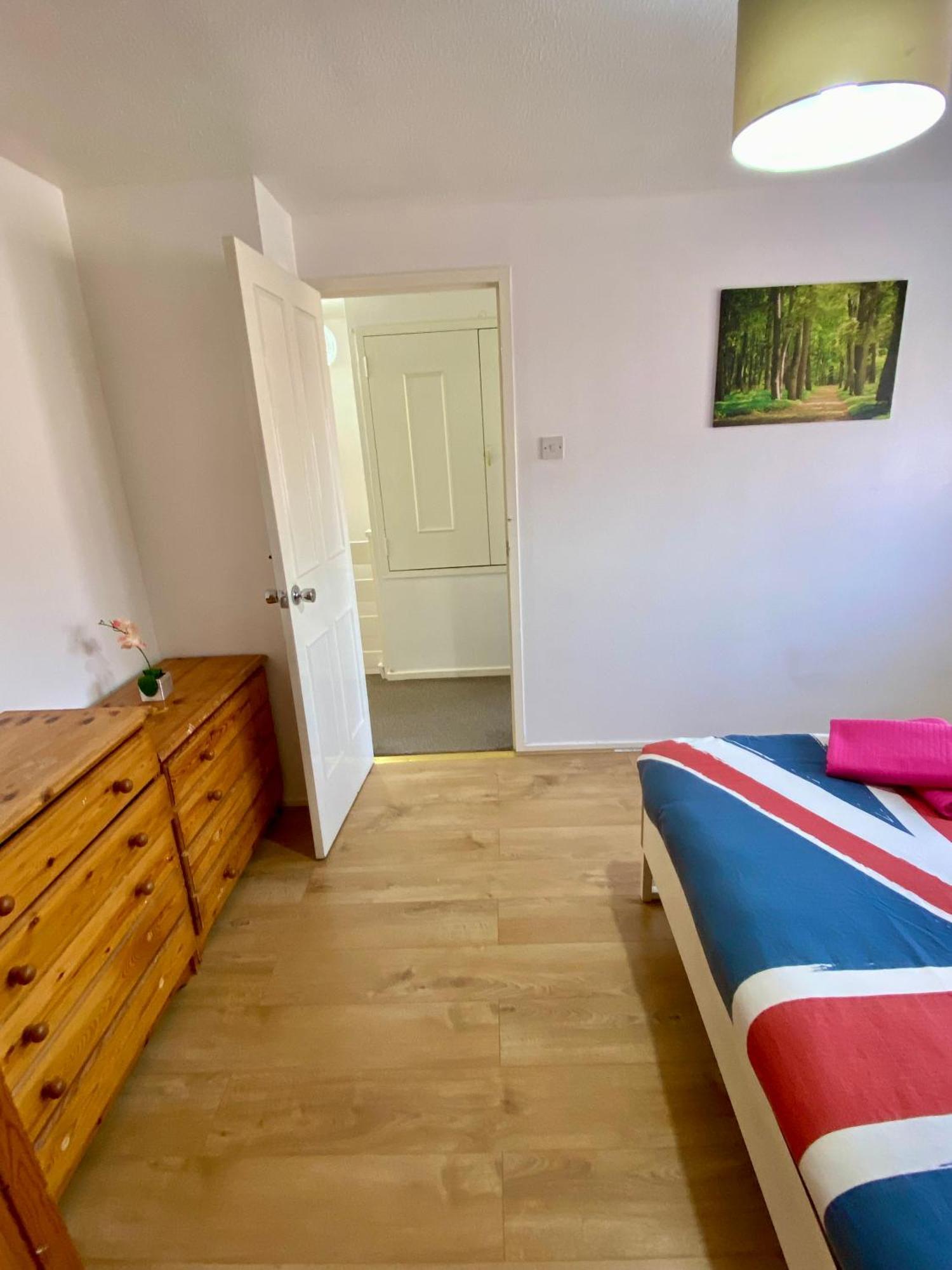 Cosy 3 Bedroom House Near Stratford,olympic Park, E15 Appartement Londres