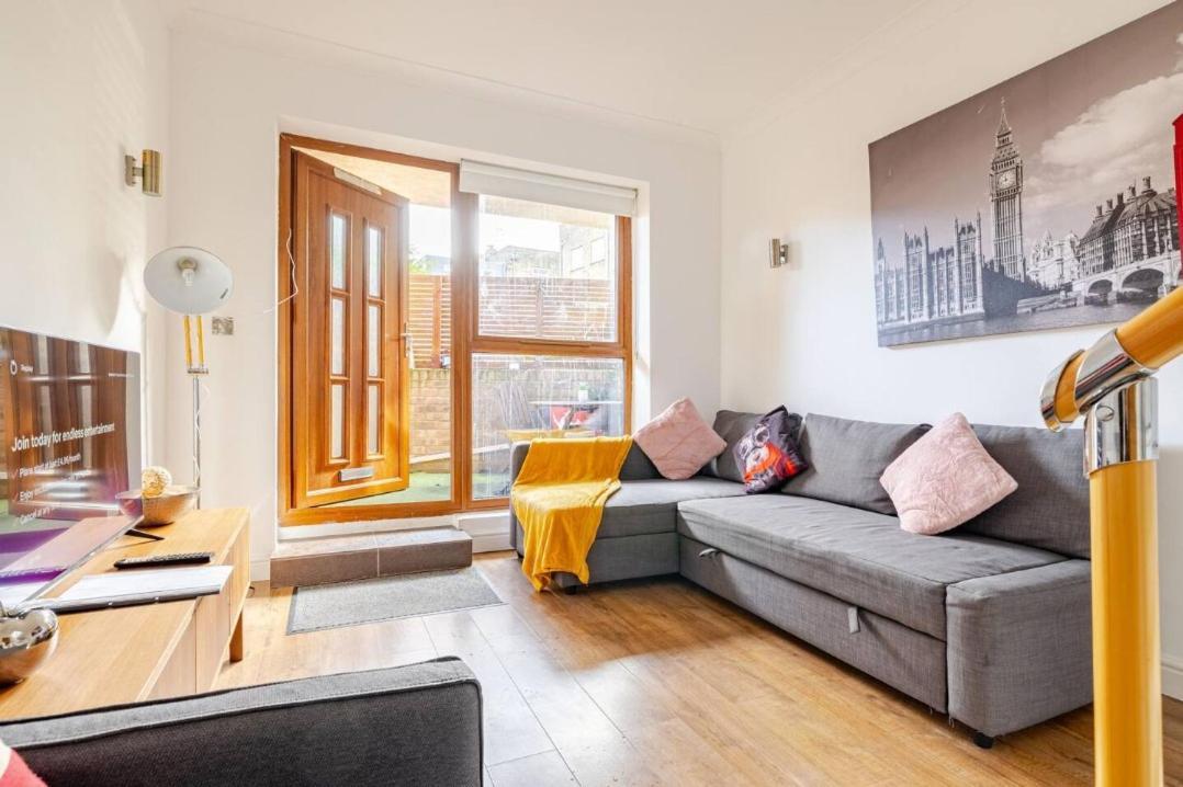 1 Bedroom Town House In Londres