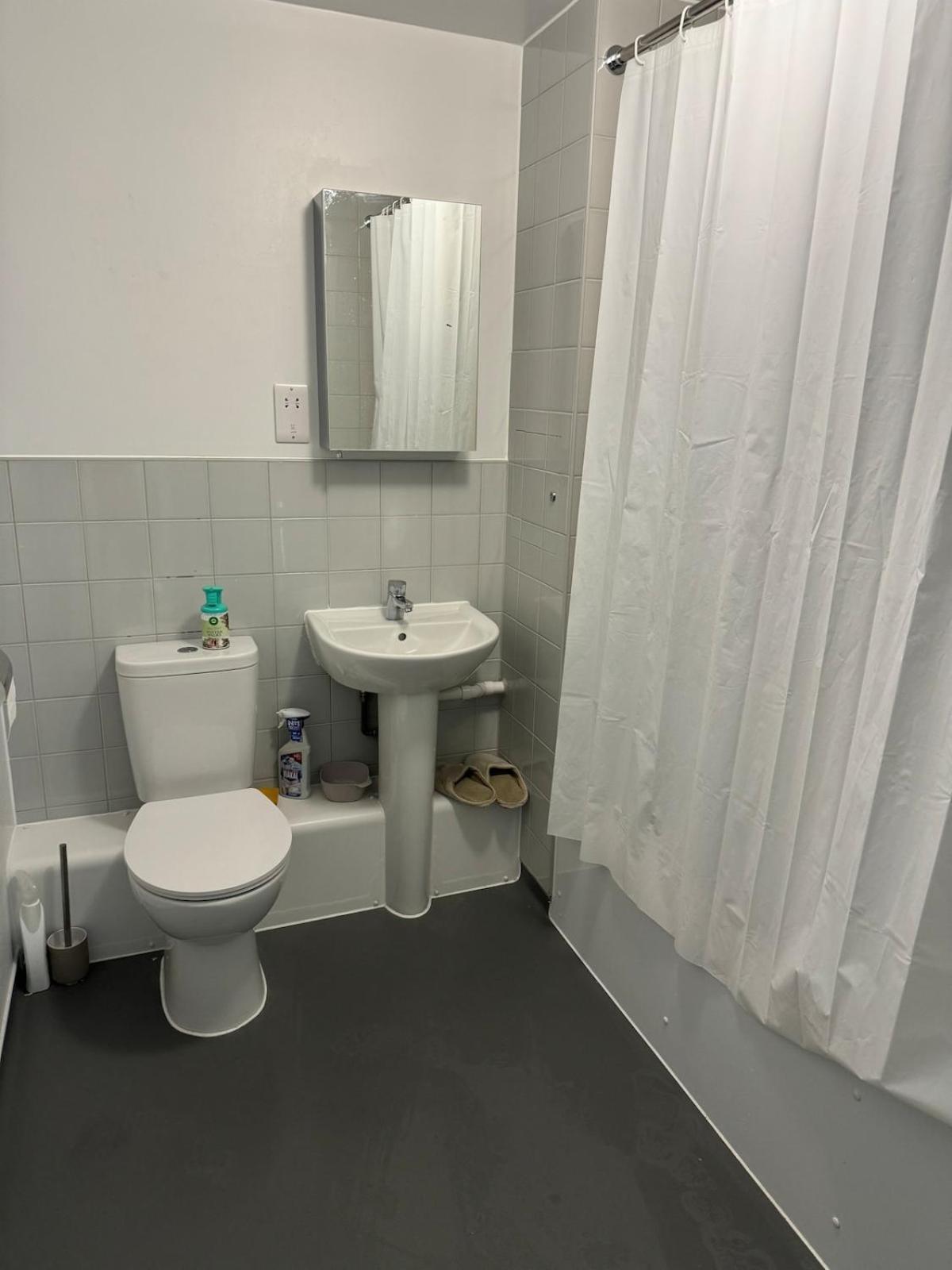 Luxury Canary Wharf Apt- Skyline Views & Balcony Apartamento *