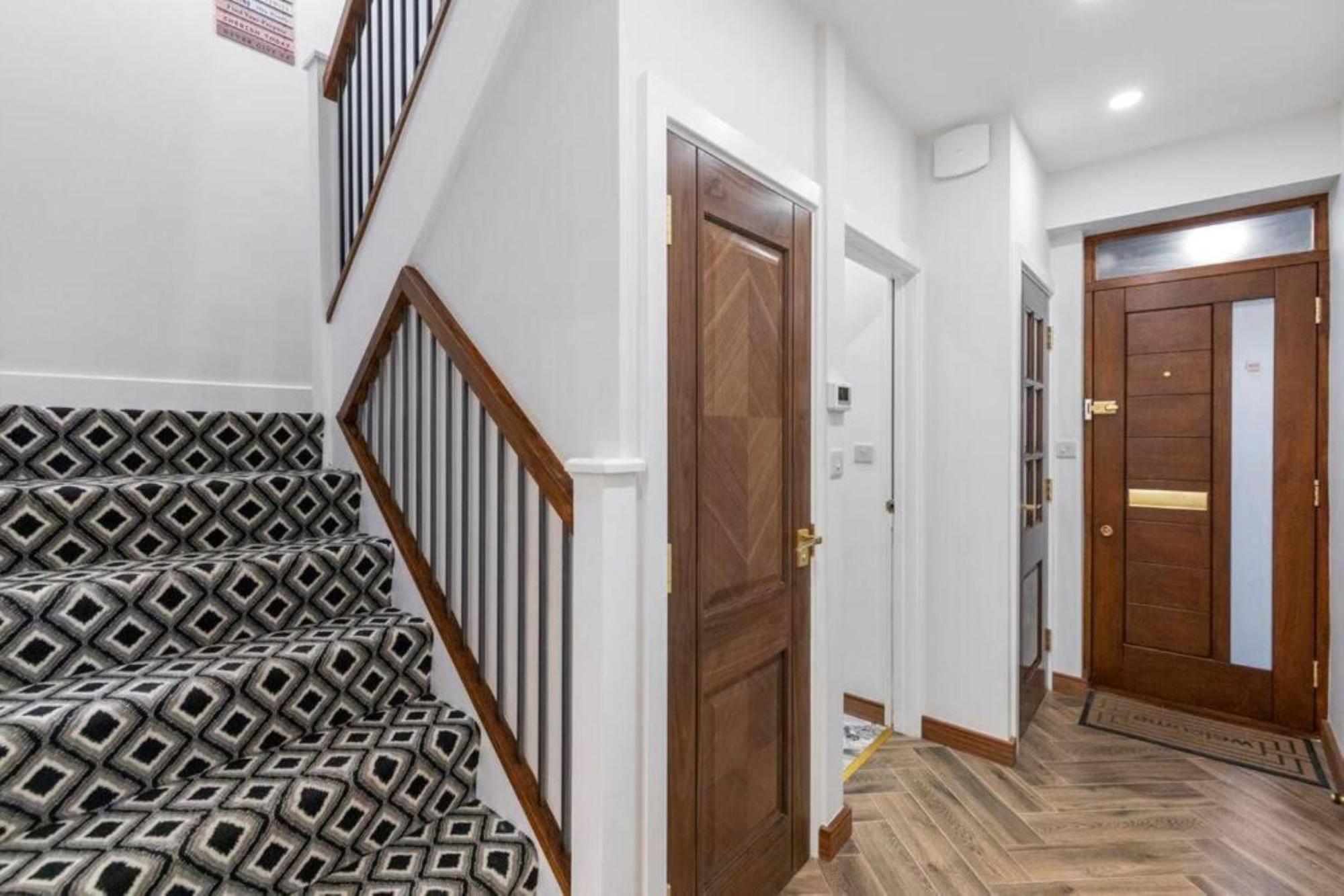 Apartamento Metro Majesty 5-bedroom Gem In South Tottenham *