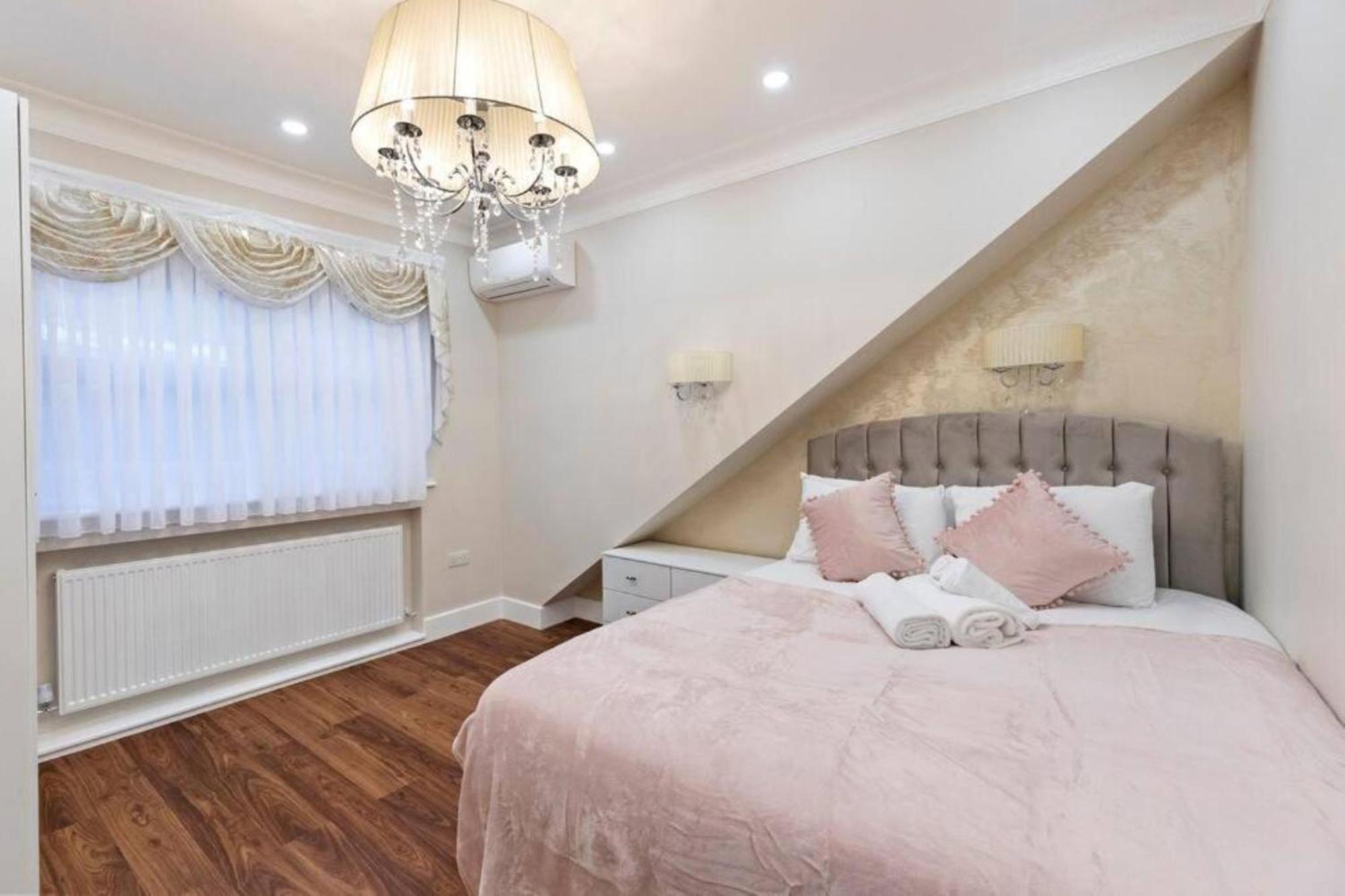 Apartamento Metro Majesty 5-bedroom Gem In South Tottenham Londres