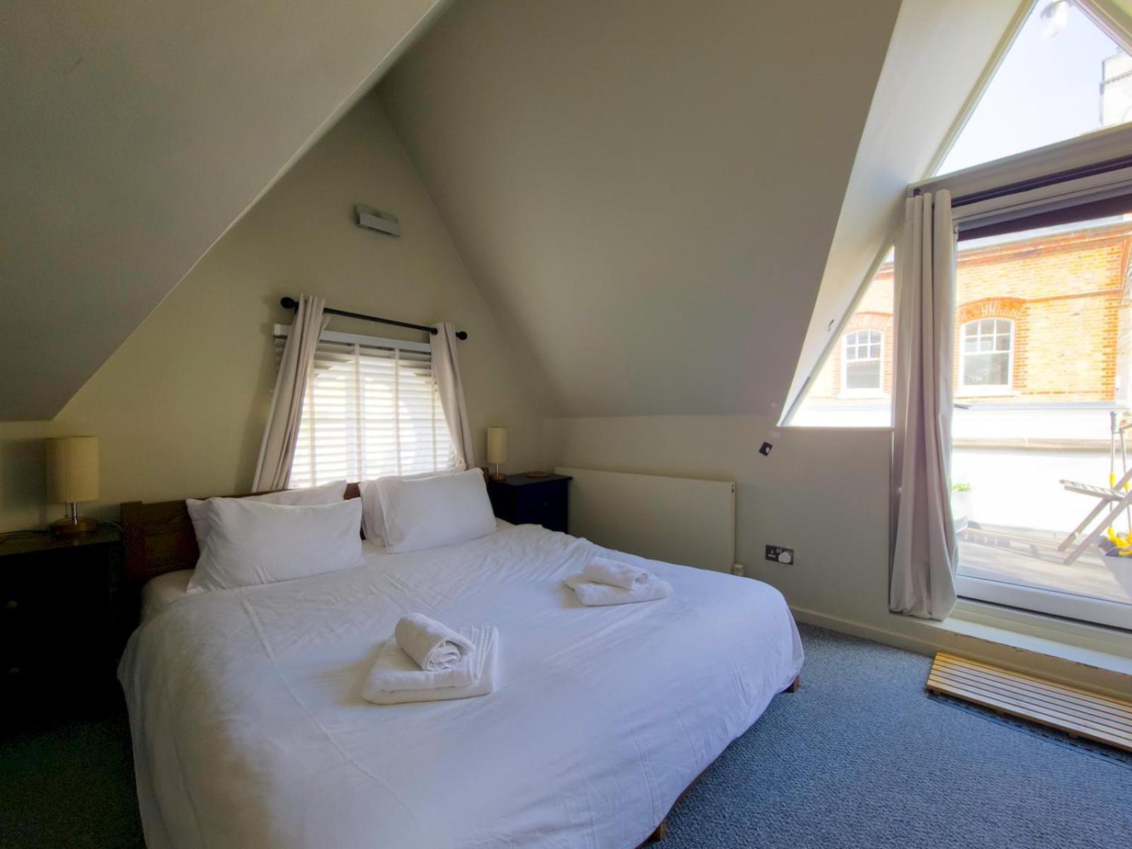 Spacious With Conservatory Dining Ptk Hébergement de vacances Londres