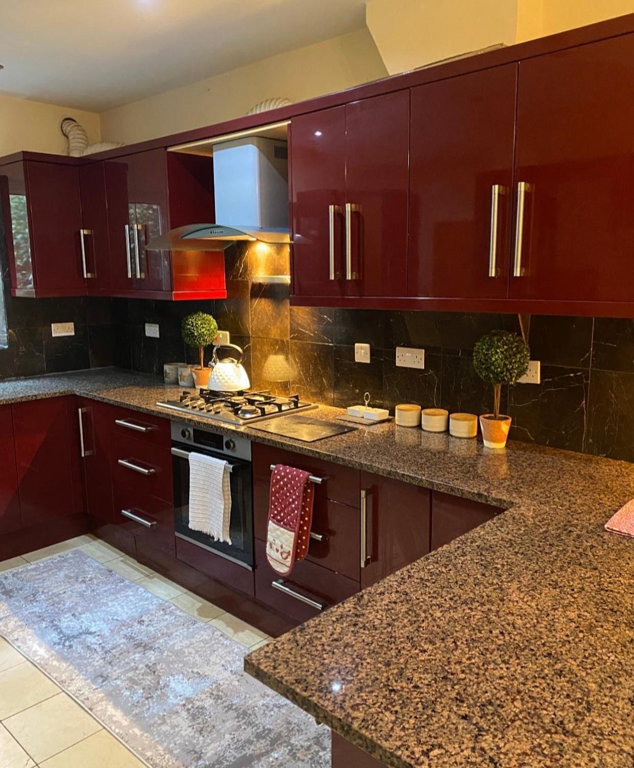Brand New Prime Location Maison d'hôtes