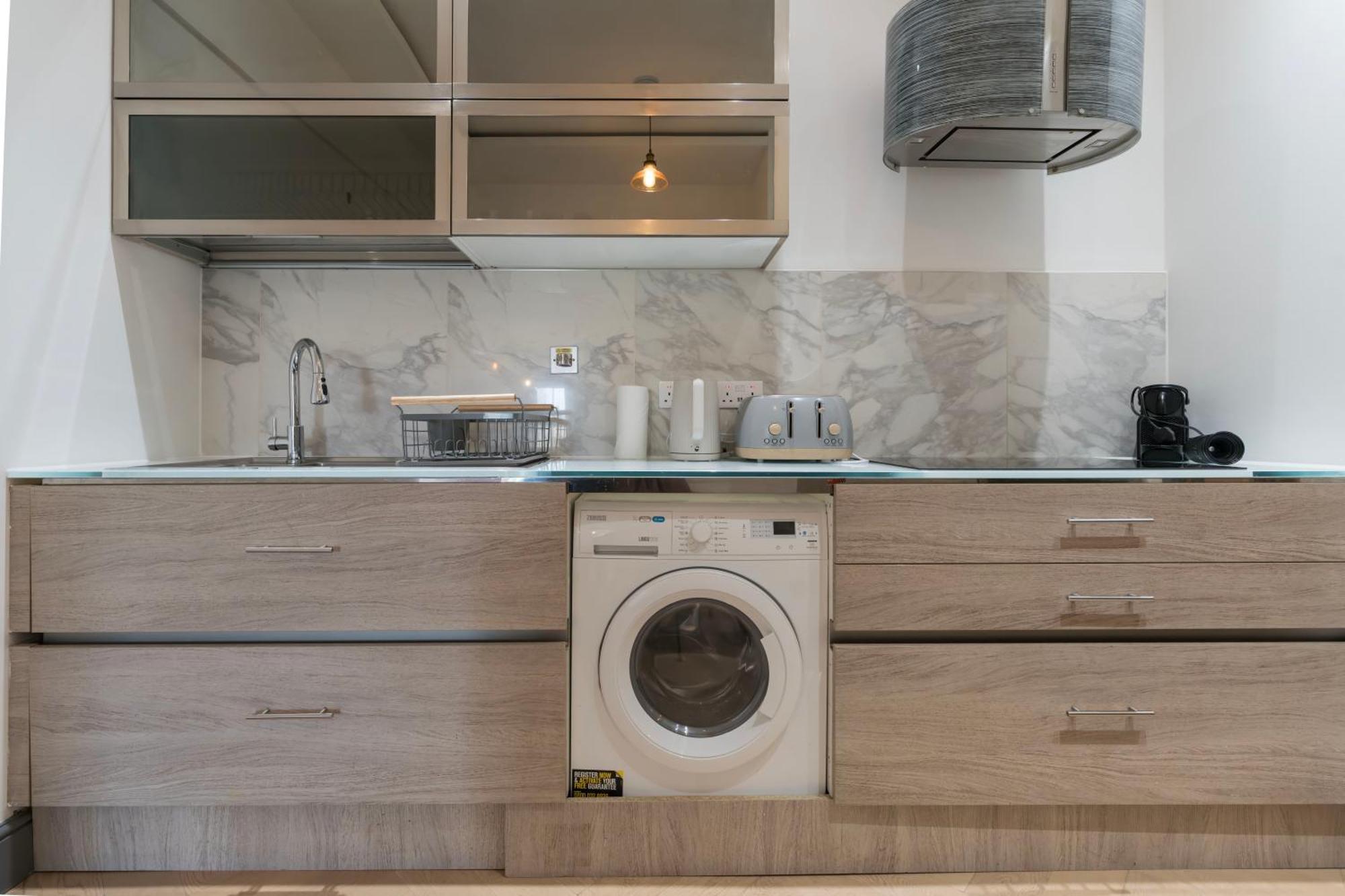 Kilburn By Dc * Londres