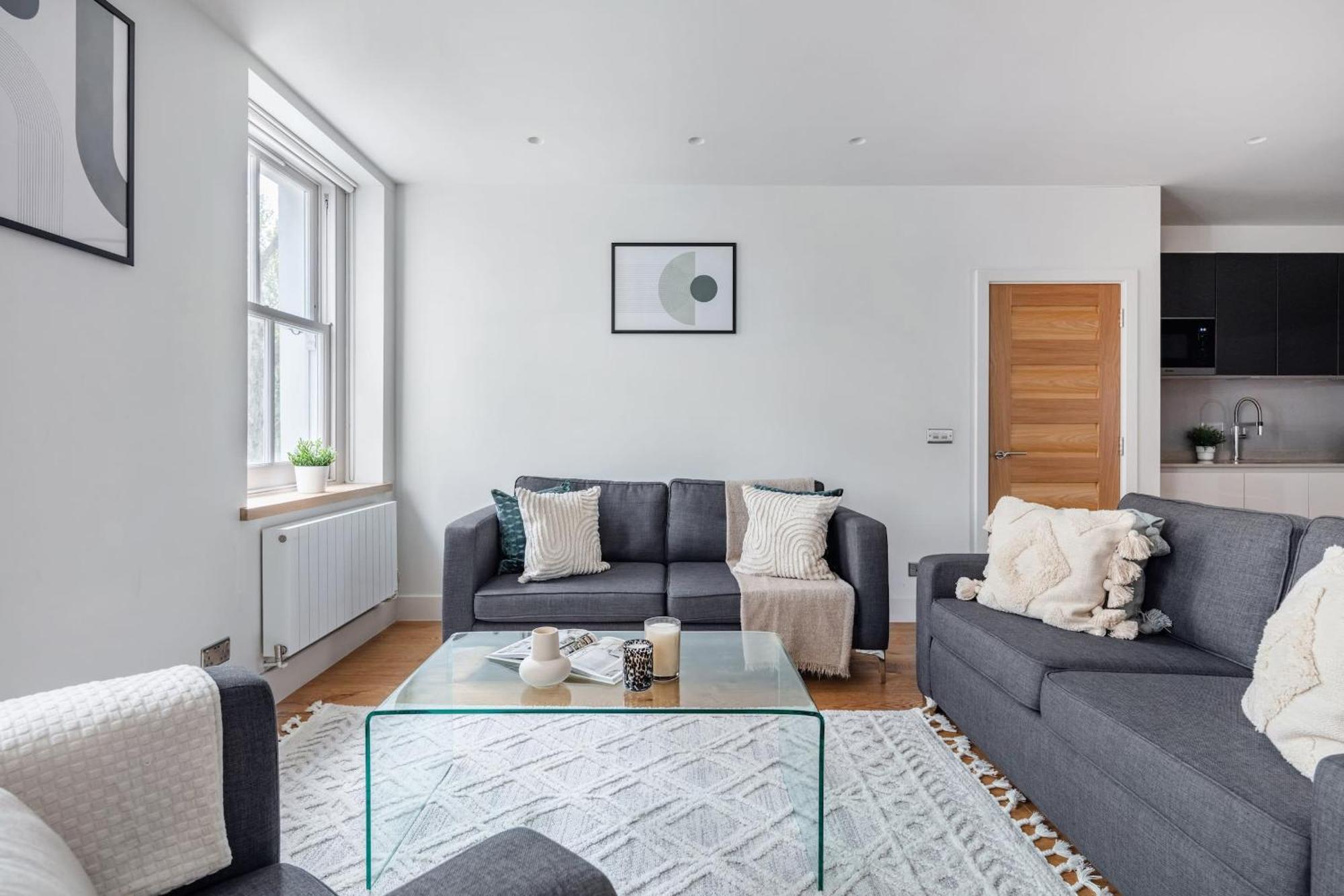 Apartment 2br In Soho - Charlotte Street - Cityapartmentstay London