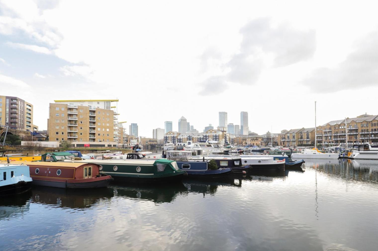 Blueground Limehouse Balcony Nr Tube Lon-227 Appartement Londres