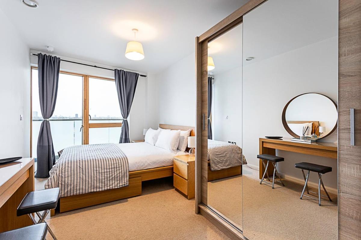 Apartment Trendy Queen's Park With Views Across London