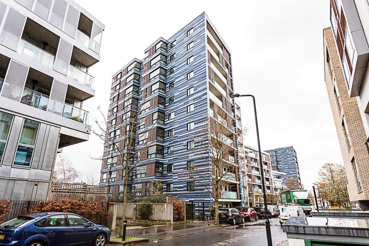 Apartment Trendy Queen's Park With Views Across *