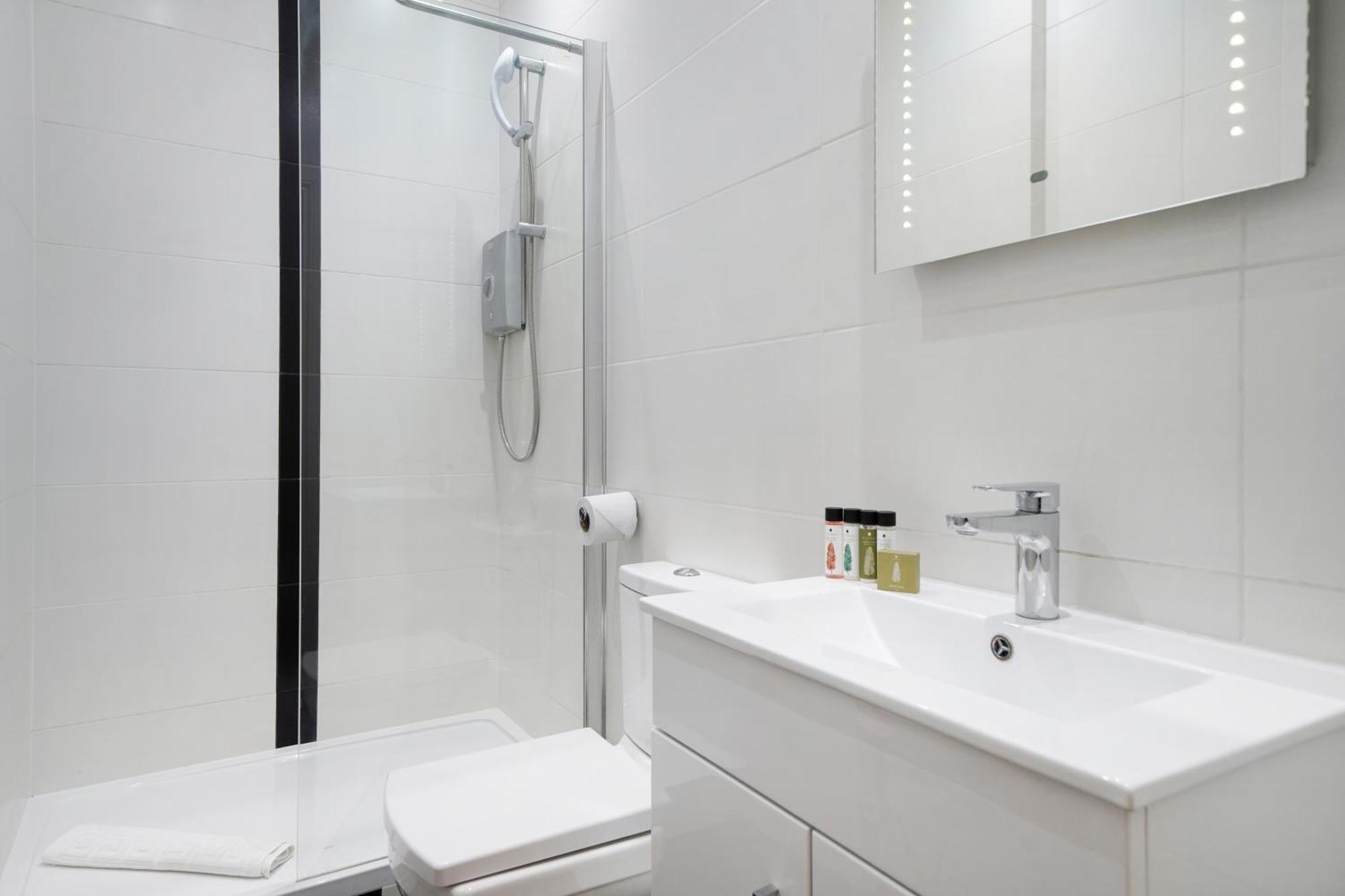 1, Soho 1st Floor By Indigo Flats Appartement *