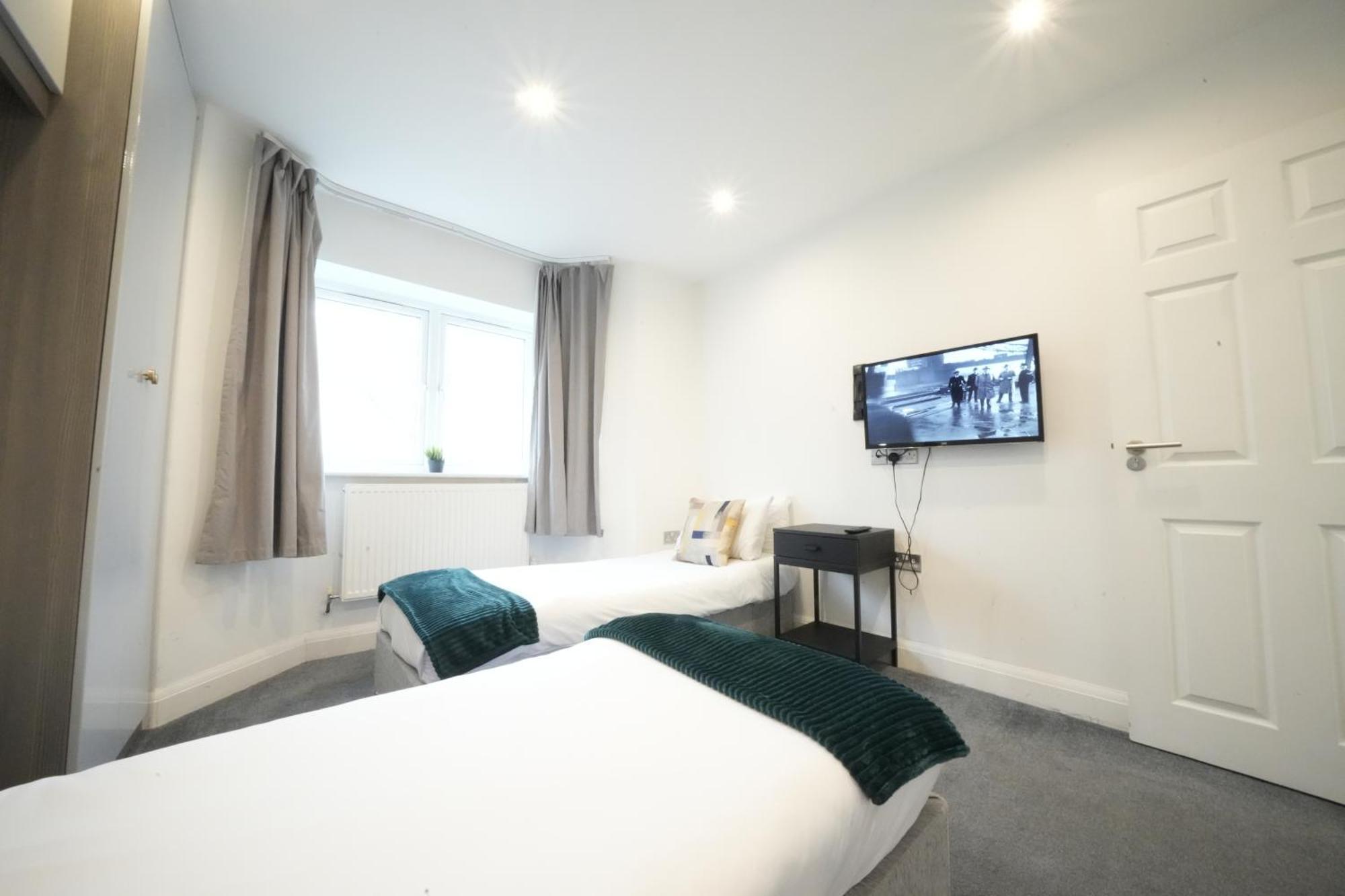 Apartamento Hatton Apartments: Airport-adjacent With Free Parking And Underground Access
