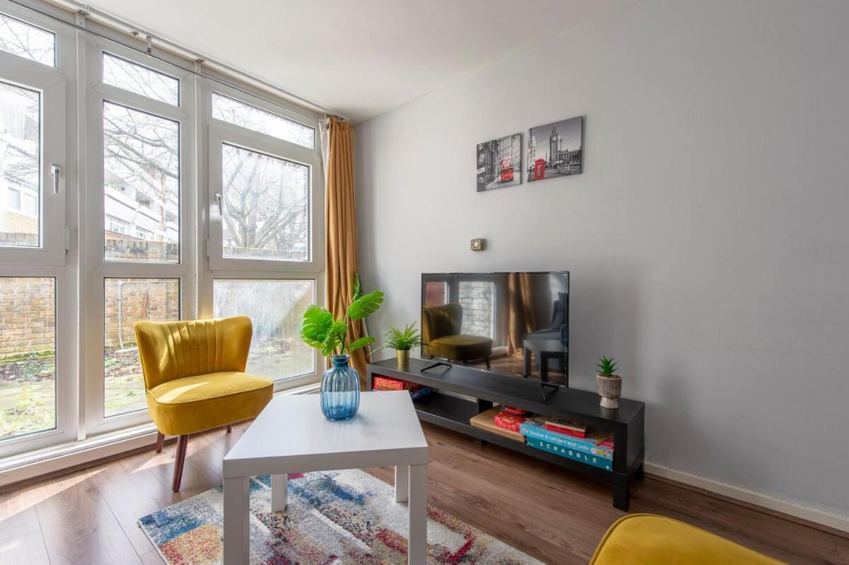 Lovely 2-bed 20 Mins To Apartamento Londres