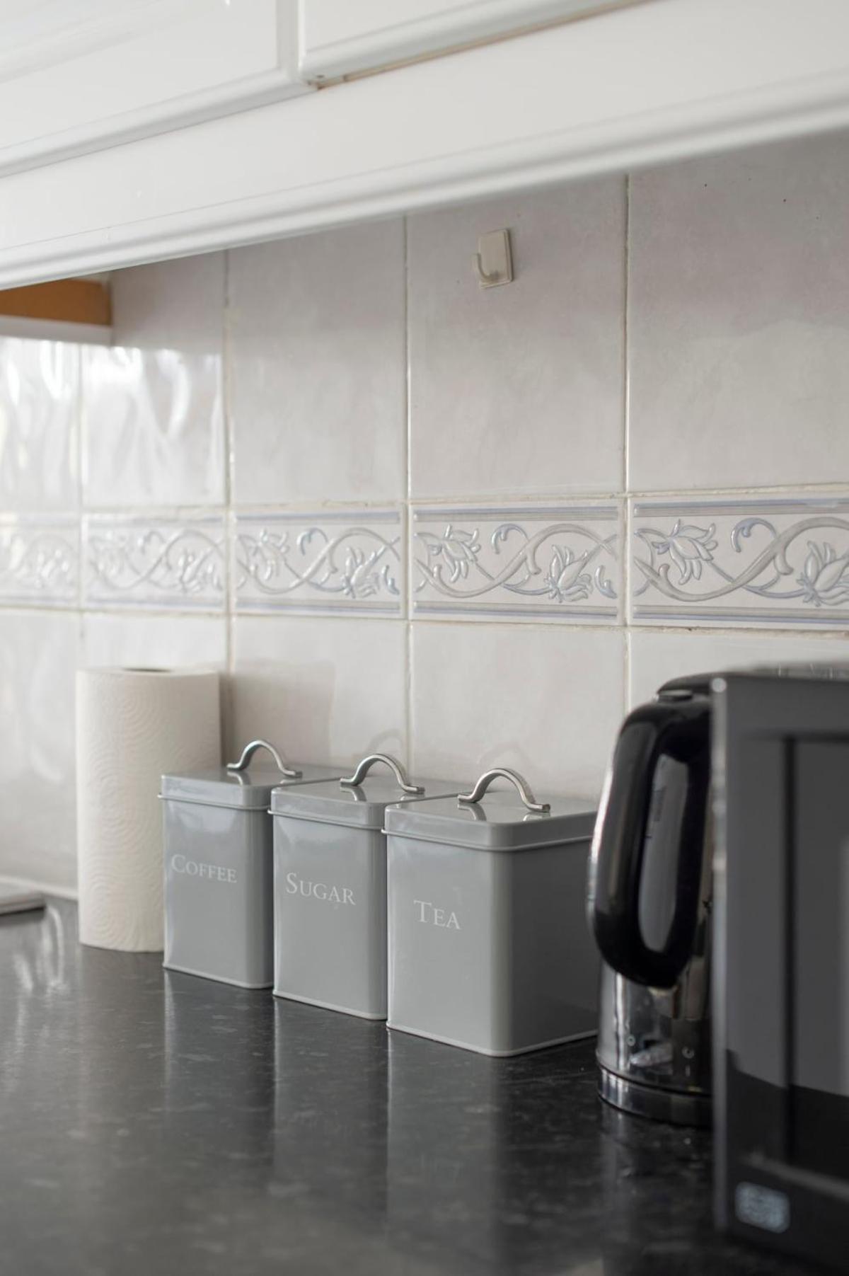 Lovely 2-bed 20 Mins To Apartamento