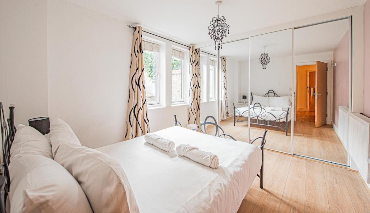 Appartement Stylish Spacious 3 Bed 5min Walk From Station *