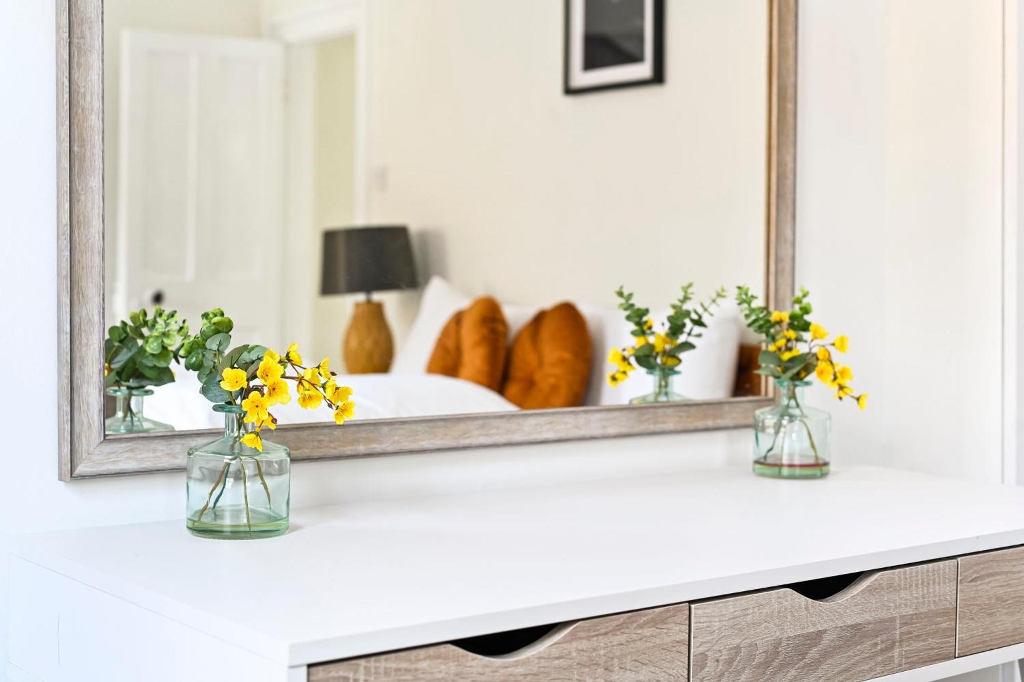 Comfortable Near Sloane Square