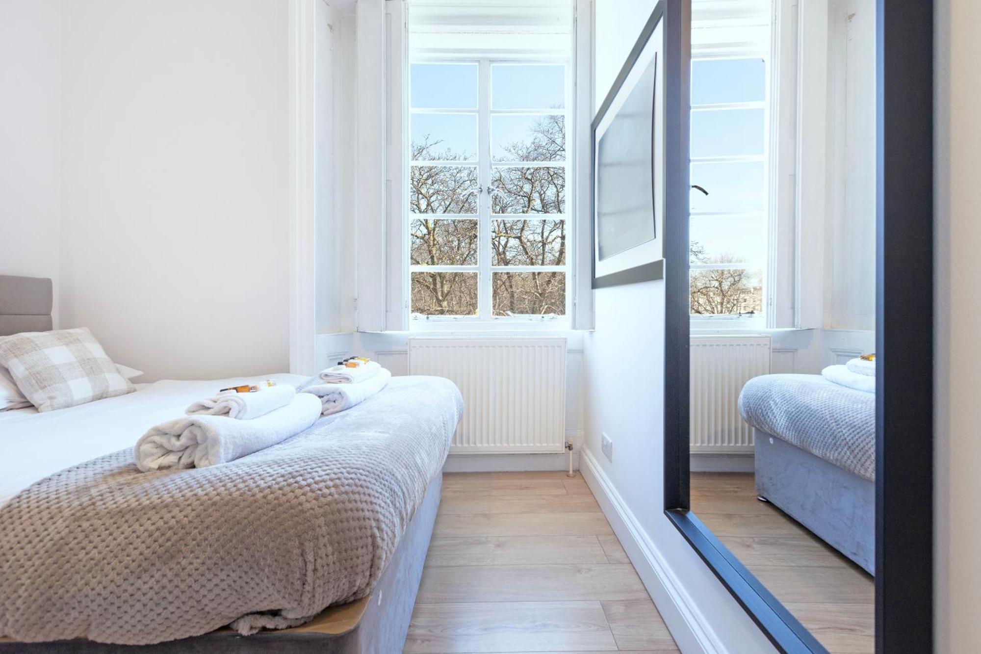 Luxury 2 Bedroom Flat In Royal Crescent Apartamento Londres