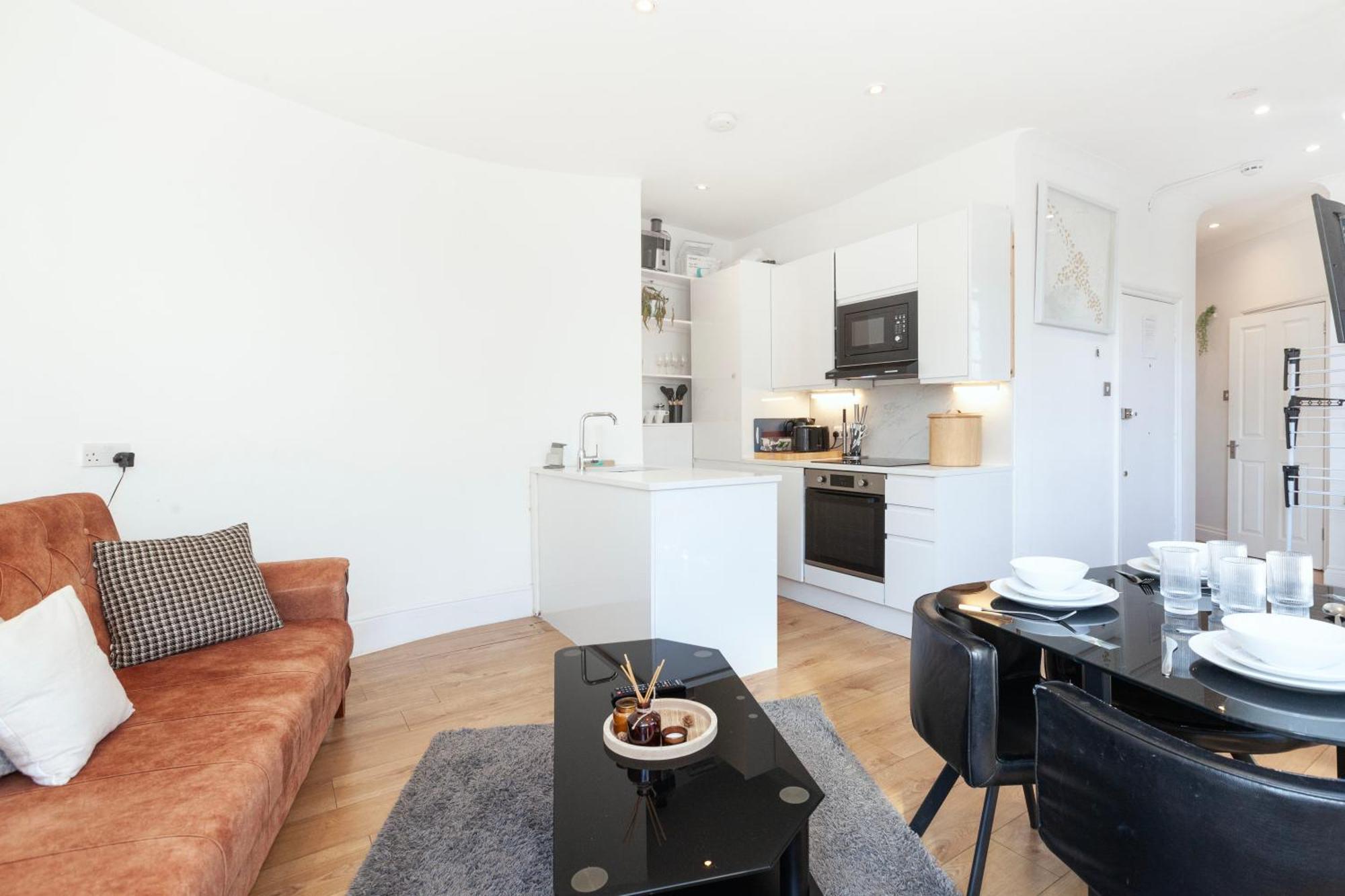 Luxury 2 Bedroom Flat In Royal Crescent Apartamento