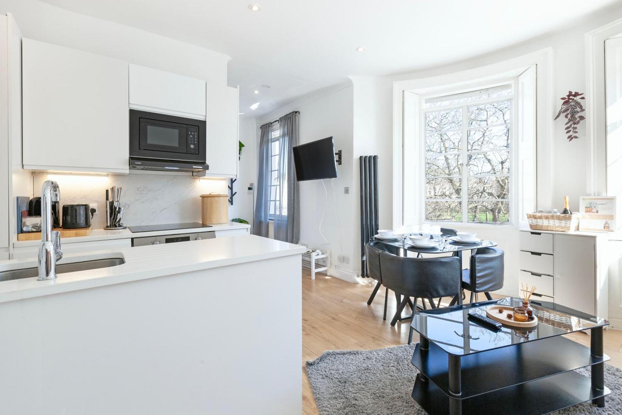 Luxury 2 Bedroom Flat In Royal Crescent Apartamento *