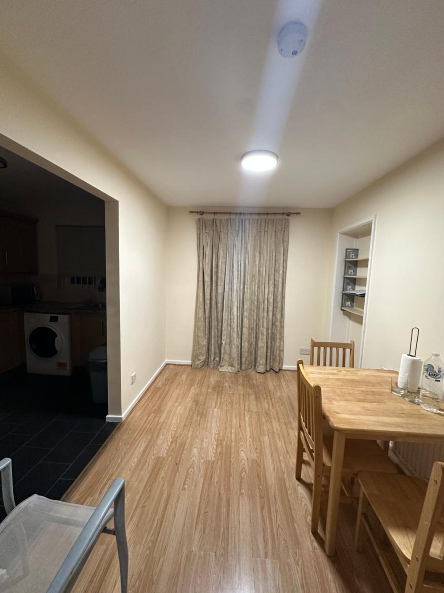 Double Near Airport, Excel In Heart Of Habitación en casa particular *